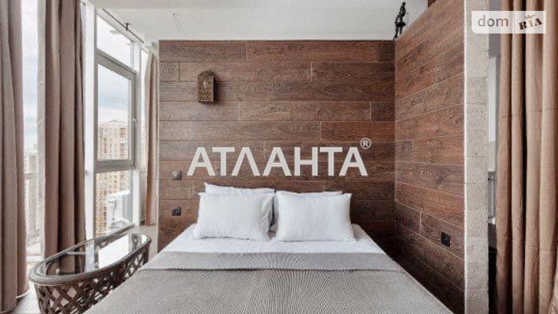 Продается 1-комнатная квартира 65 кв. м в Одессе, плато Гагаринское, 5/2 - фото 2