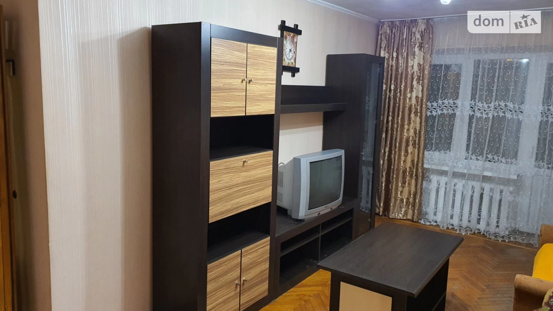 Продается 3-комнатная квартира 60 кв. м в Виннице, ул. Кропивницкого
