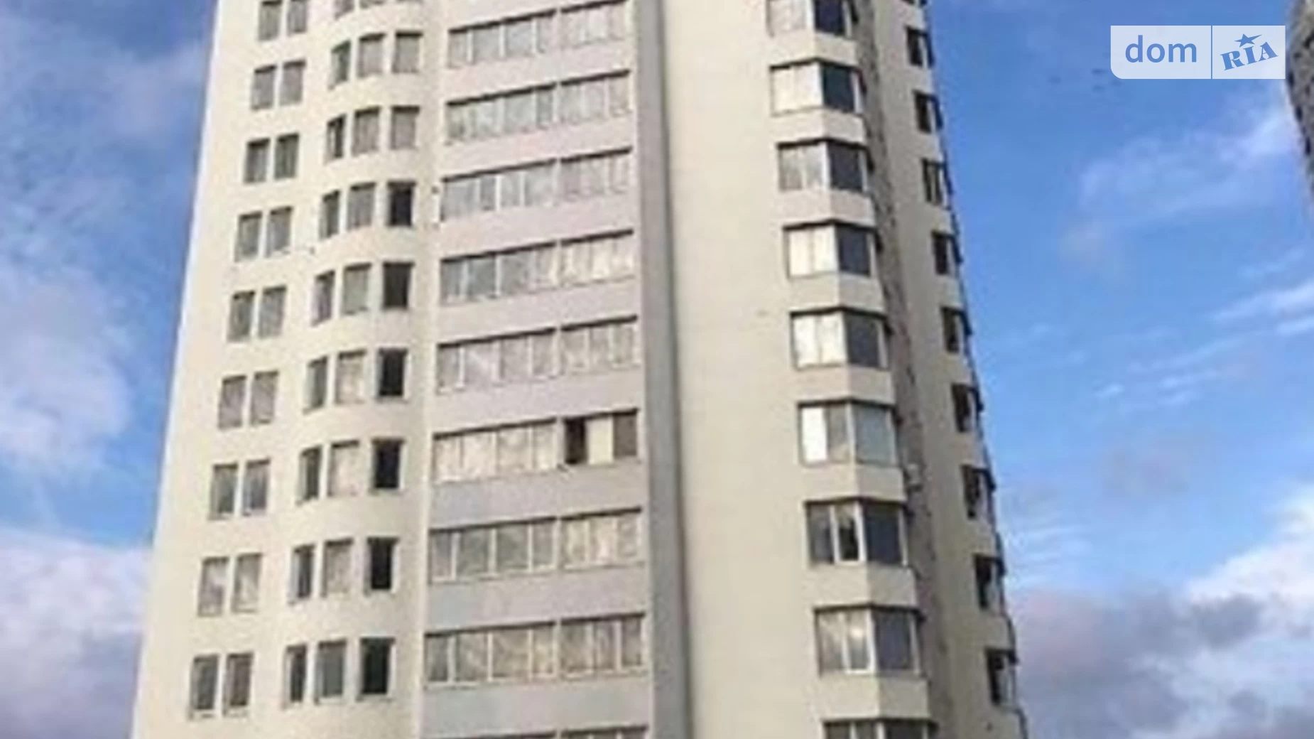 Продается 1-комнатная квартира 57 кв. м в Черноморске, ул. Парусная