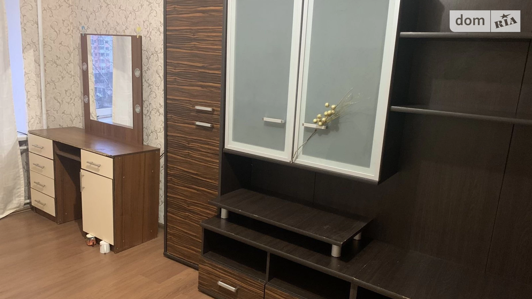 Продается 1-комнатная квартира 34 кв. м в Черновцах
