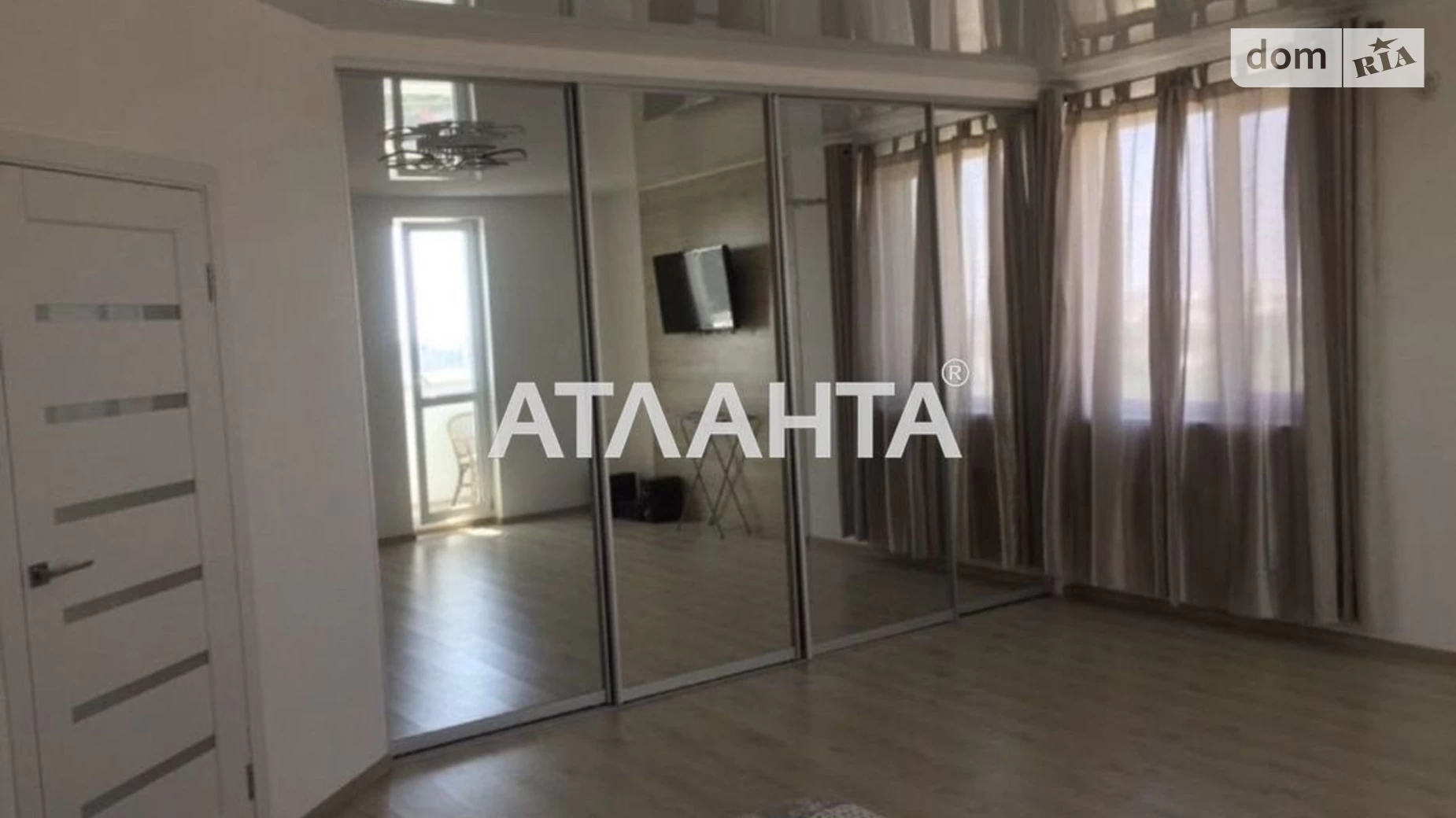 Продается 1-комнатная квартира 61 кв. м в Одессе, ул. Шота Руставели - фото 2