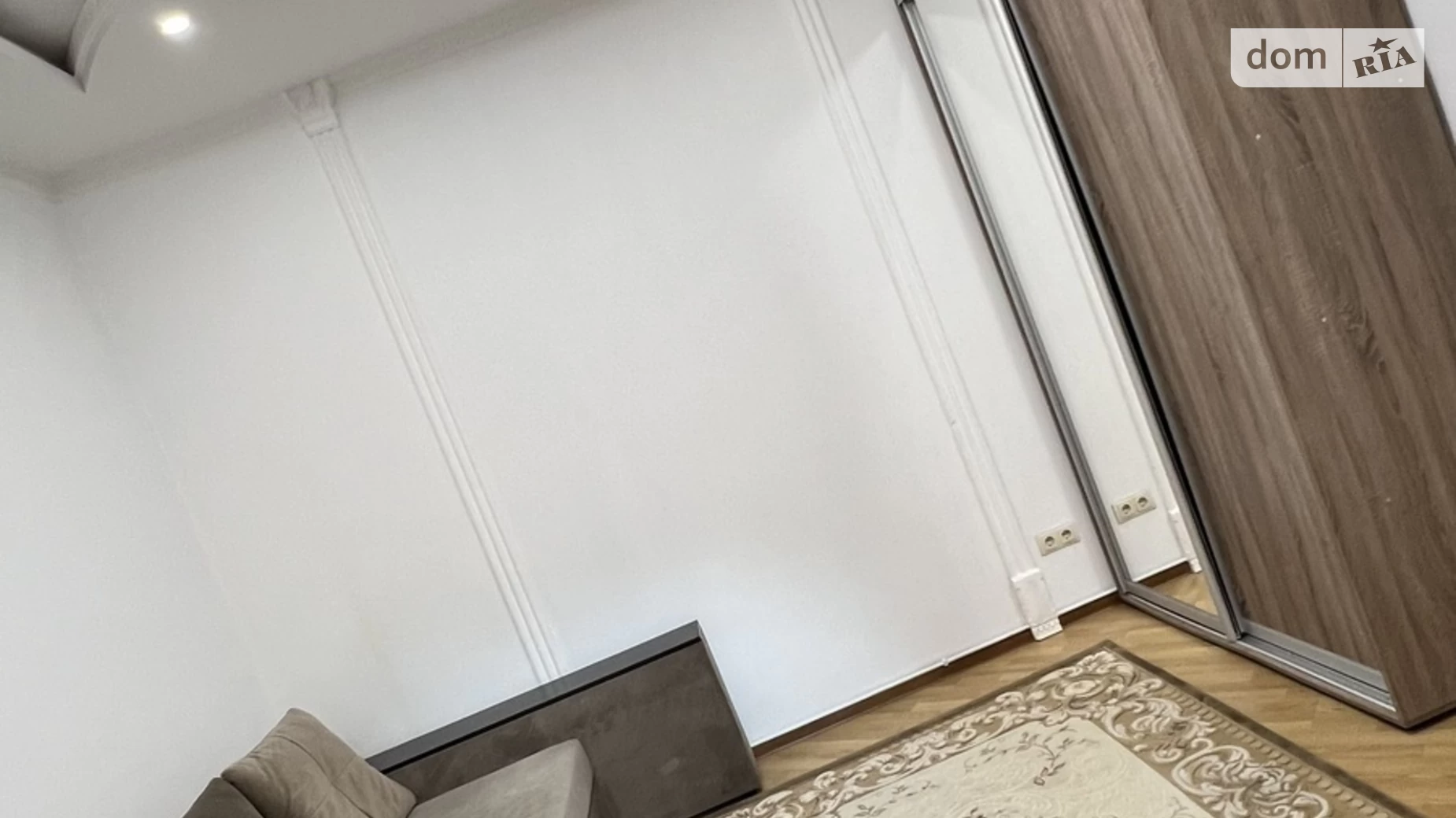 Продается 1-комнатная квартира 31 кв. м в Львове