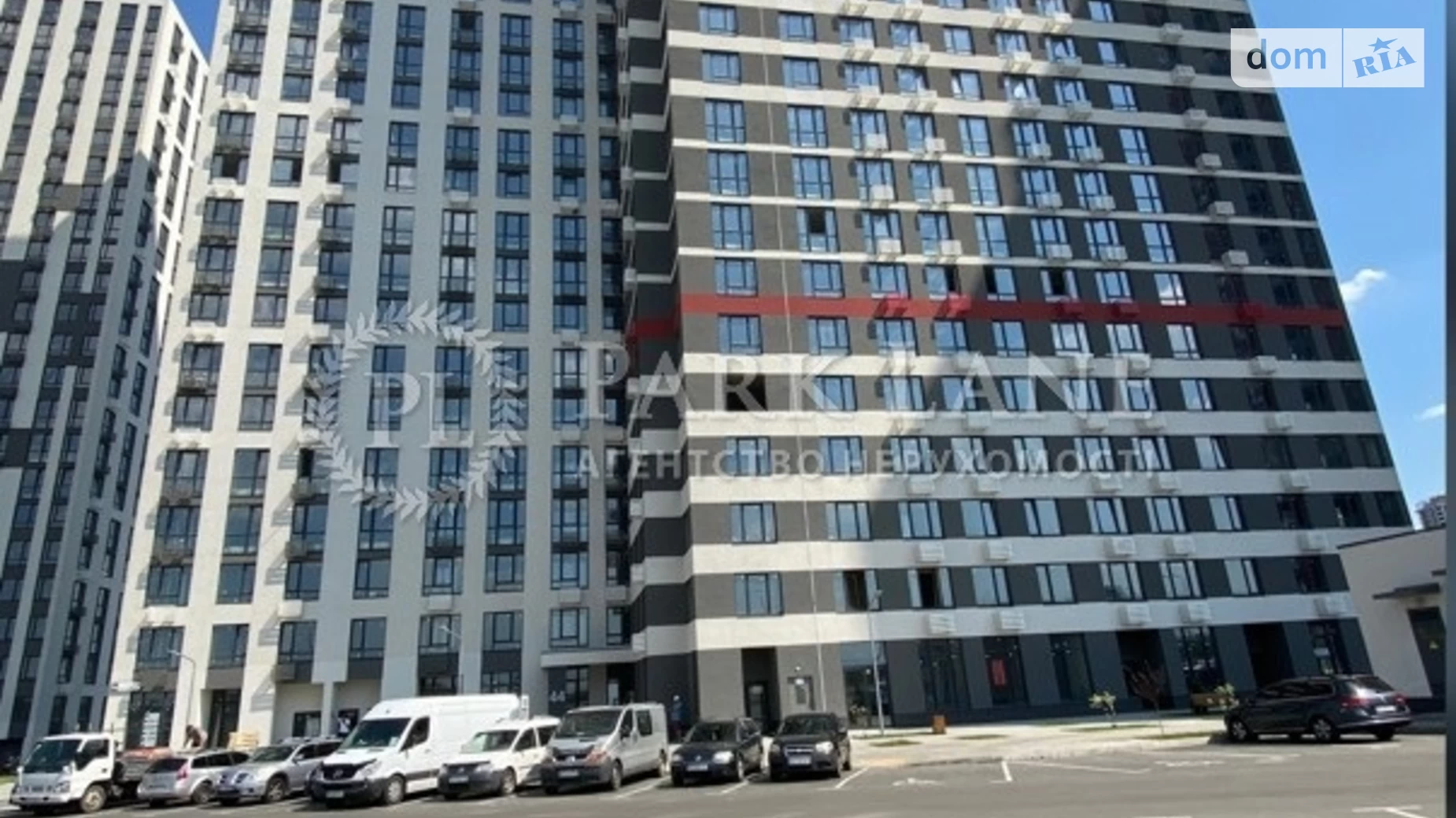 Продается 2-комнатная квартира 62 кв. м в Киеве, ул. Ивана Выговского(Маршала Гречко), 44