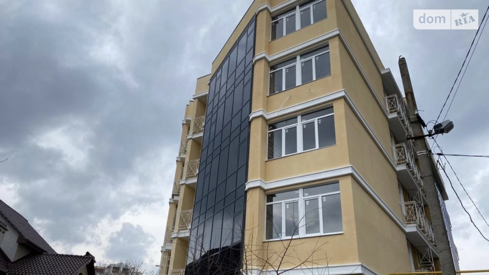 Продается 2-комнатная квартира 63 кв. м в Одессе, ул. Леваневского, 23А
