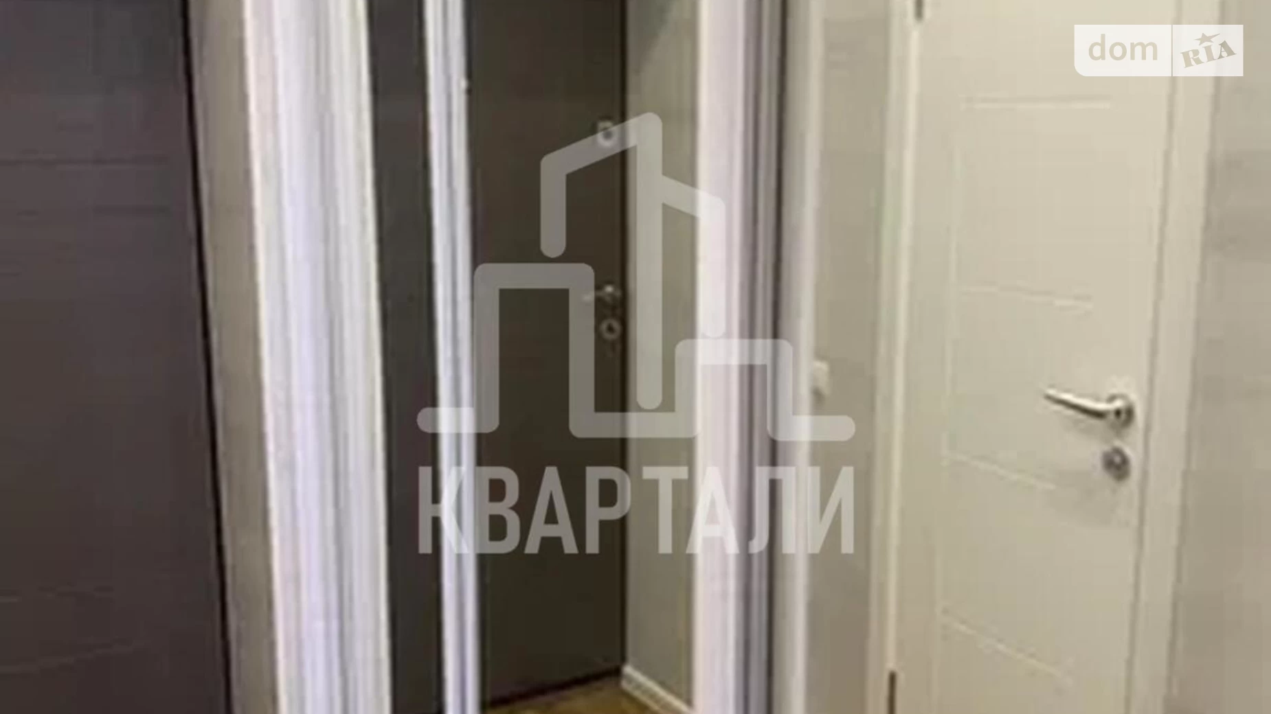 Продається 1-кімнатна квартира 25 кв. м у Києві, вул. Миколи Соловцова, 2