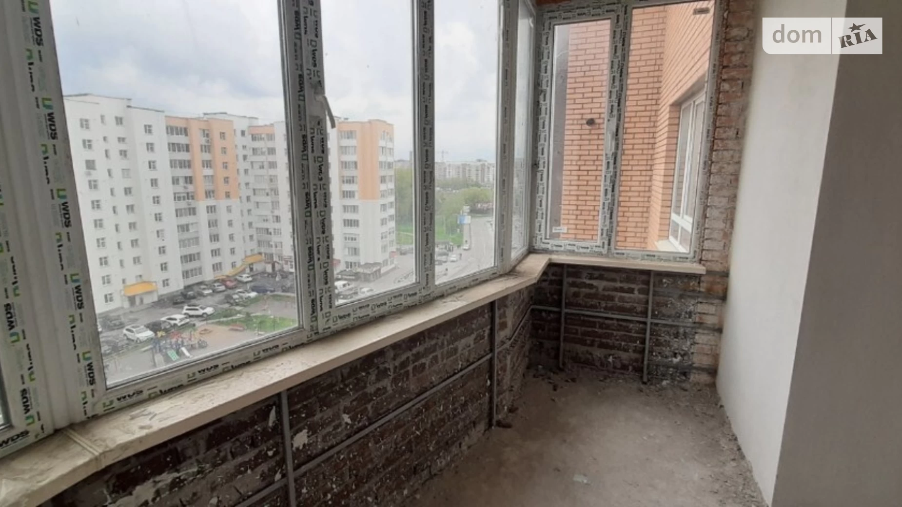 Продається 2-кімнатна квартира 87.7 кв. м у Хмельницькому