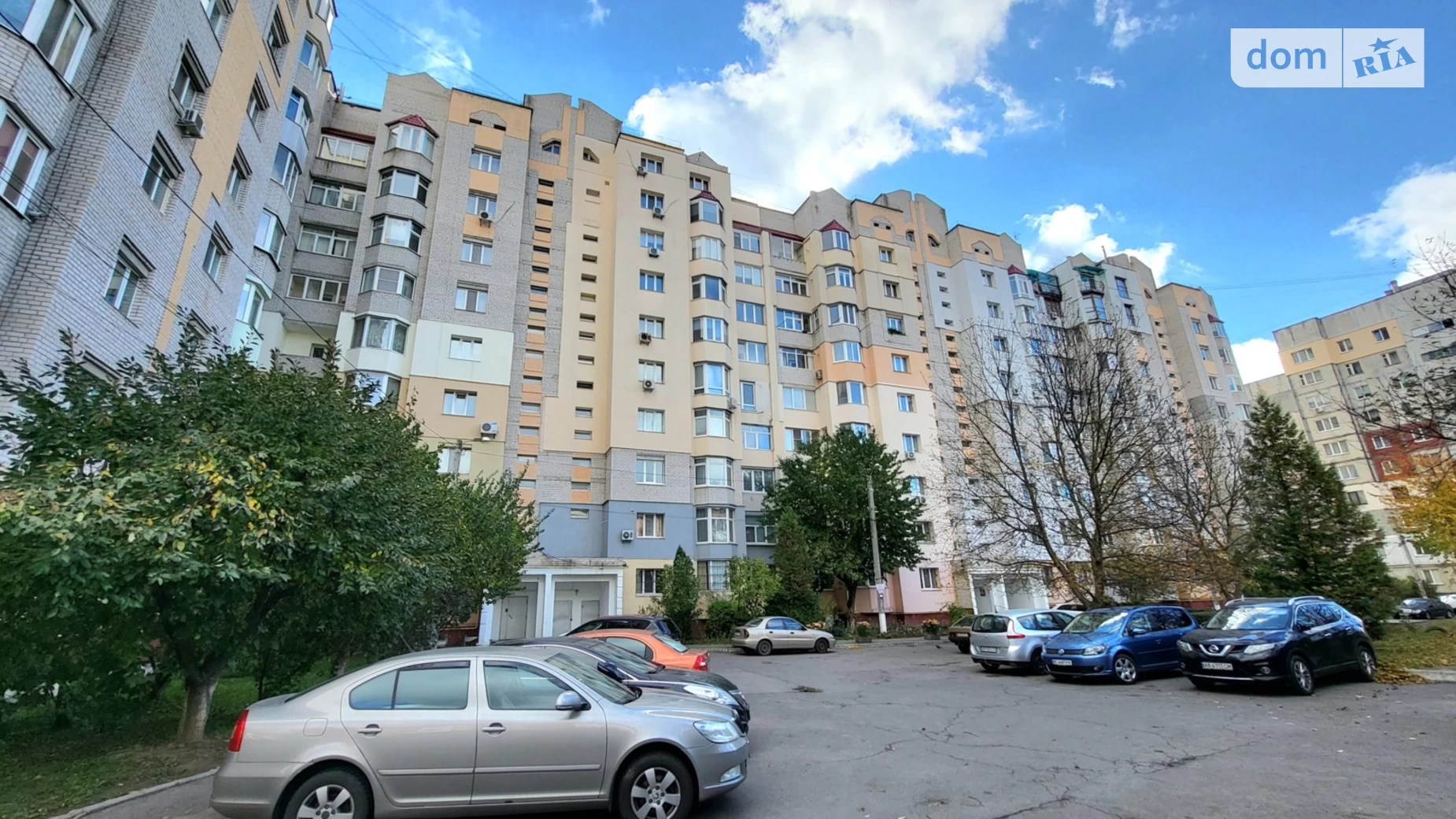 Продается 3-комнатная квартира 122.8 кв. м в Виннице, ул. Пирогова, 115А