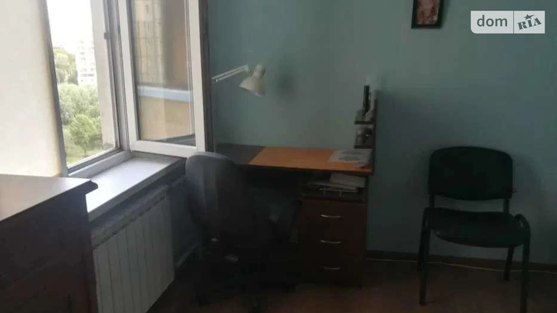 Продается 4-комнатная квартира 88 кв. м в Киеве, ул. Академика Ефремова, 29