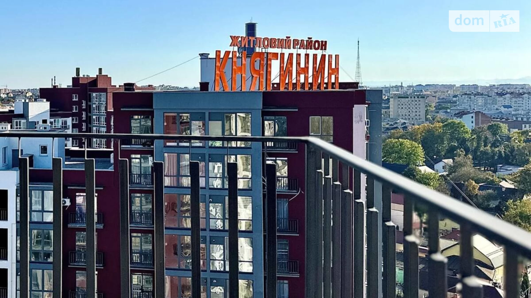 Продається 2-кімнатна квартира 68 кв. м у Івано-Франківську, вул. Княгинин