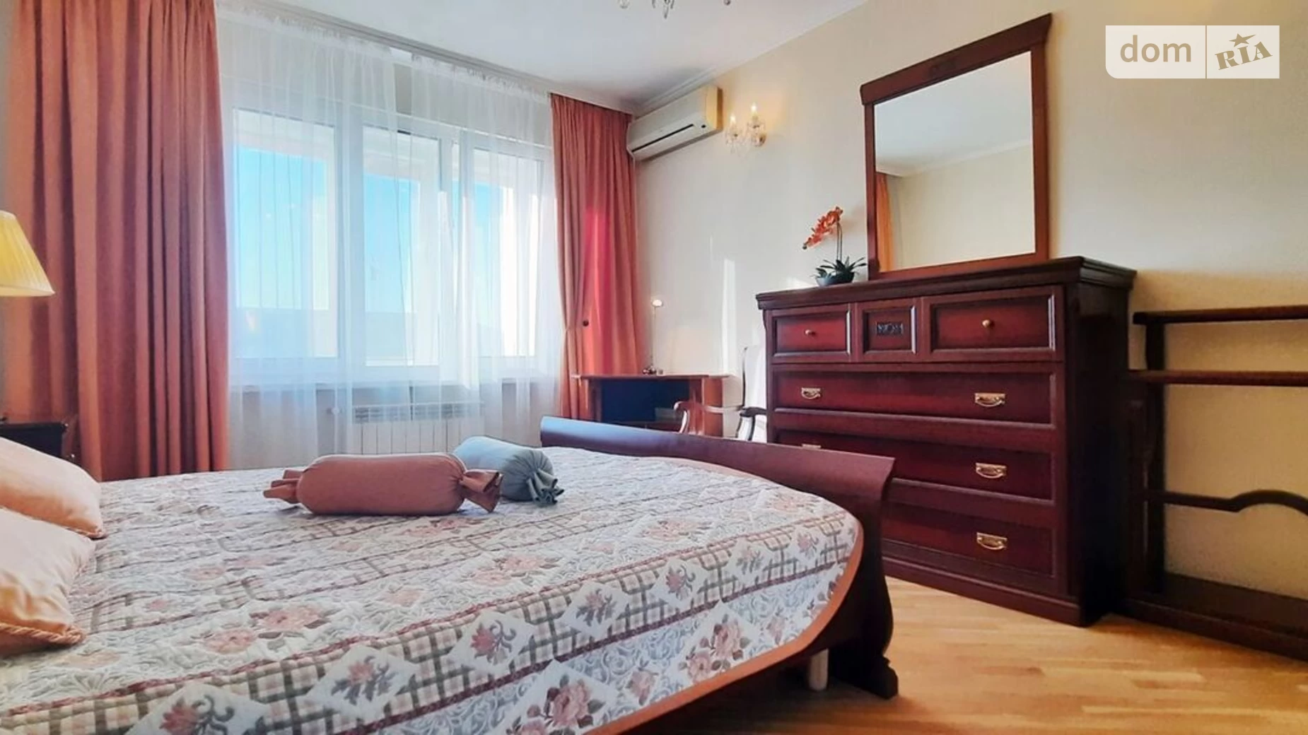 Продается 3-комнатная квартира 127 кв. м в Киеве, ул. Даниила Щербаковского(Щербакова), 11А - фото 2