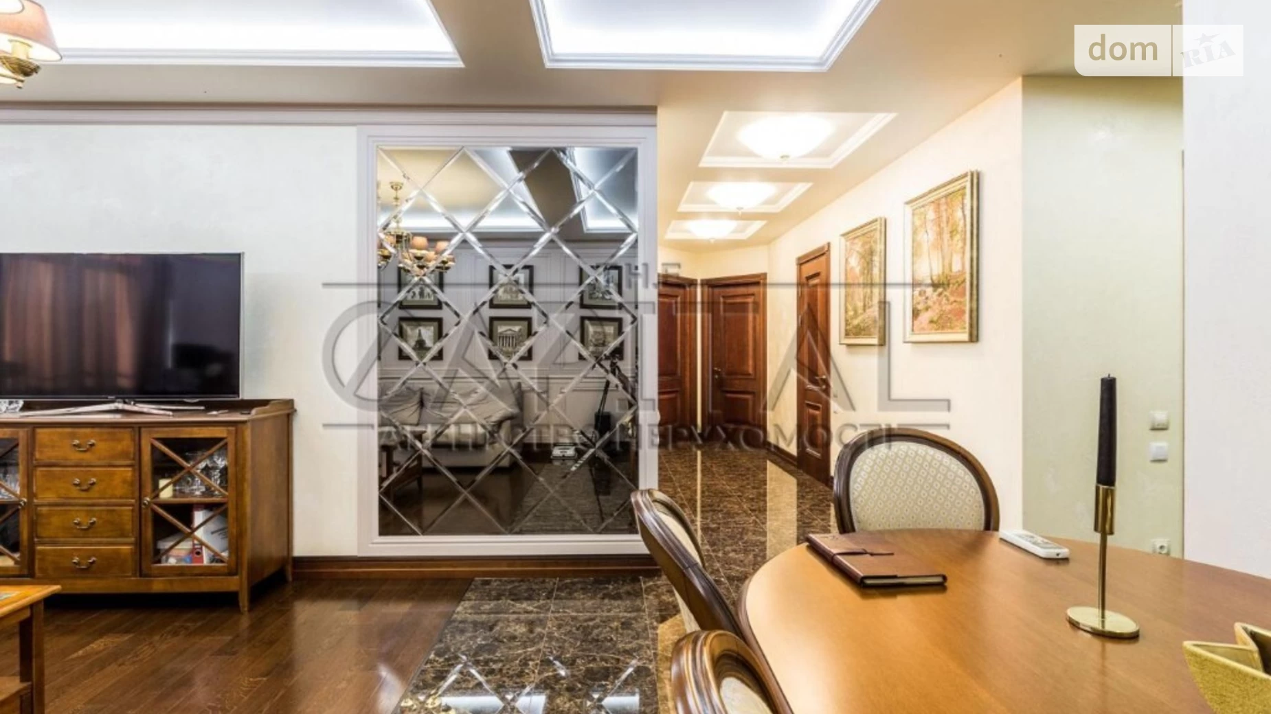 Продается 3-комнатная квартира 100 кв. м в Киеве, ул. Кирилловская