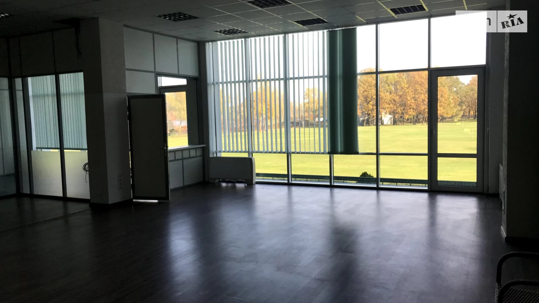 Сдается в аренду офис 385 кв. м в бизнес-центре, цена: 4620 $ - фото 4