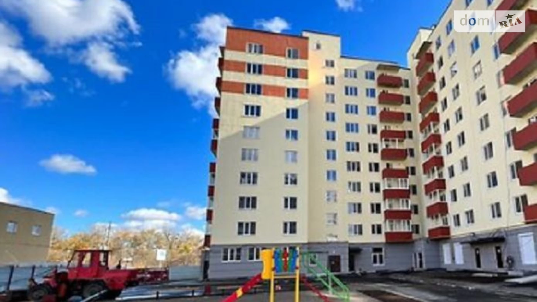 Продается 2-комнатная квартира 54 кв. м в Полтаве, просп. Мира