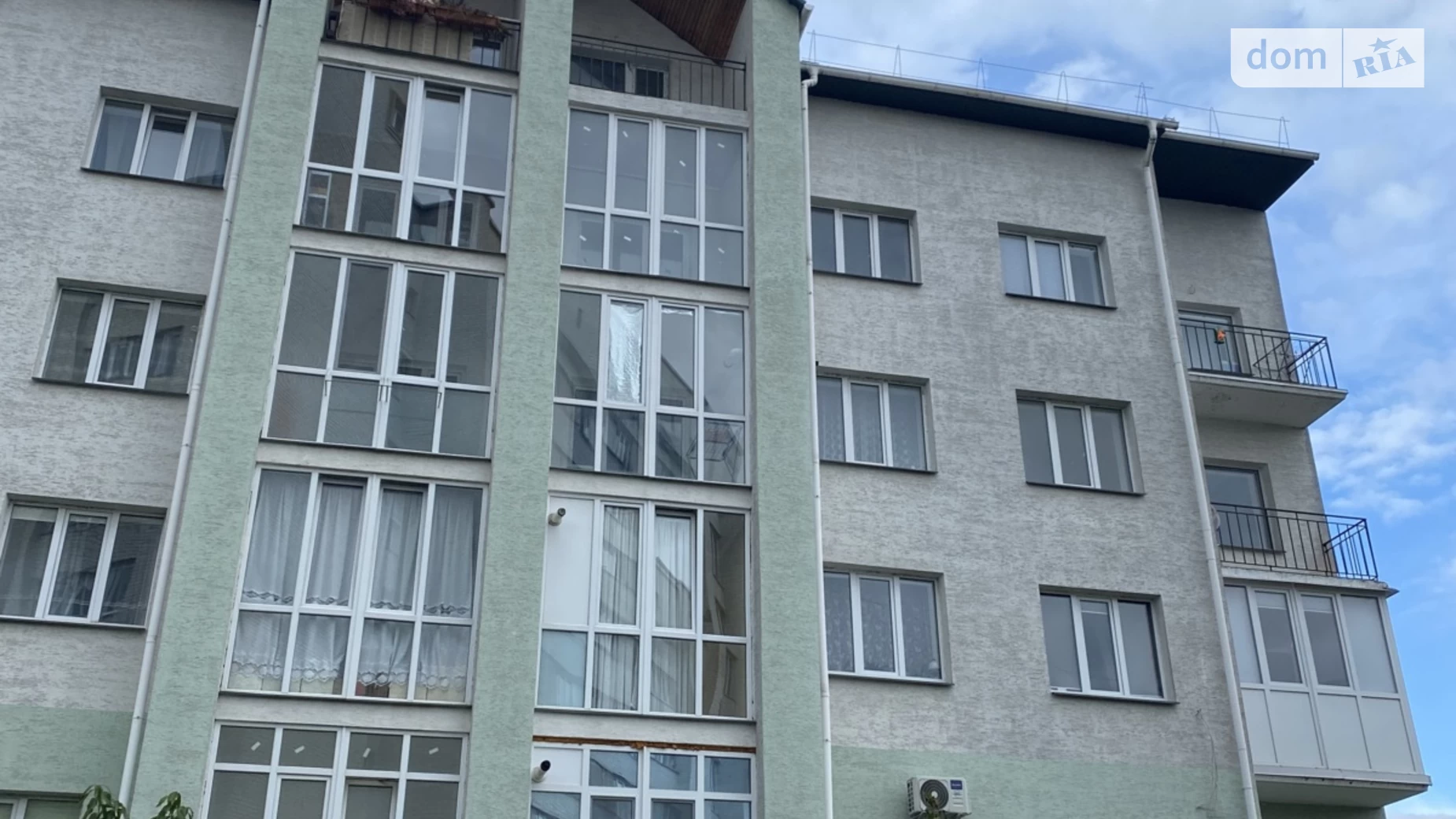 3-кімнатна квартира 106 кв. м у Тернополі, вул. Загребельна