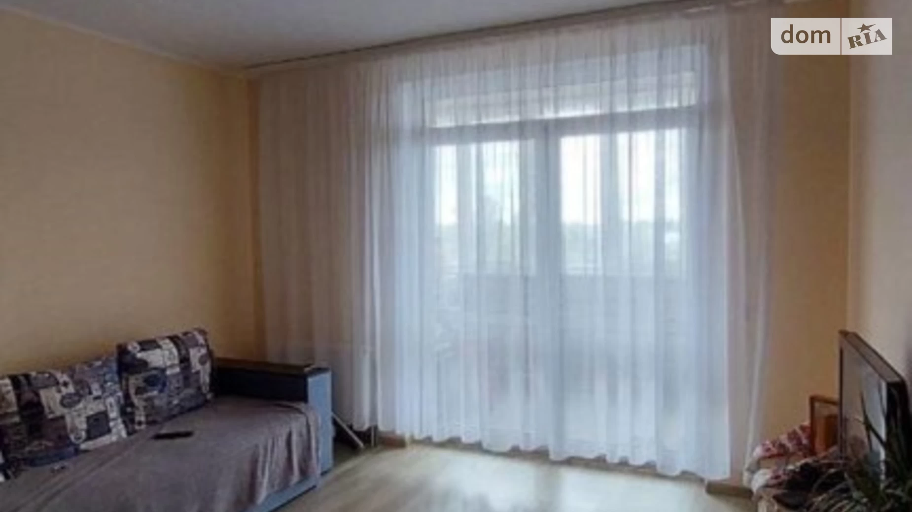 Продається 2-кімнатна квартира 60 кв. м у Дніпрі, вул. Степана Рудницького(Шолохова), 39