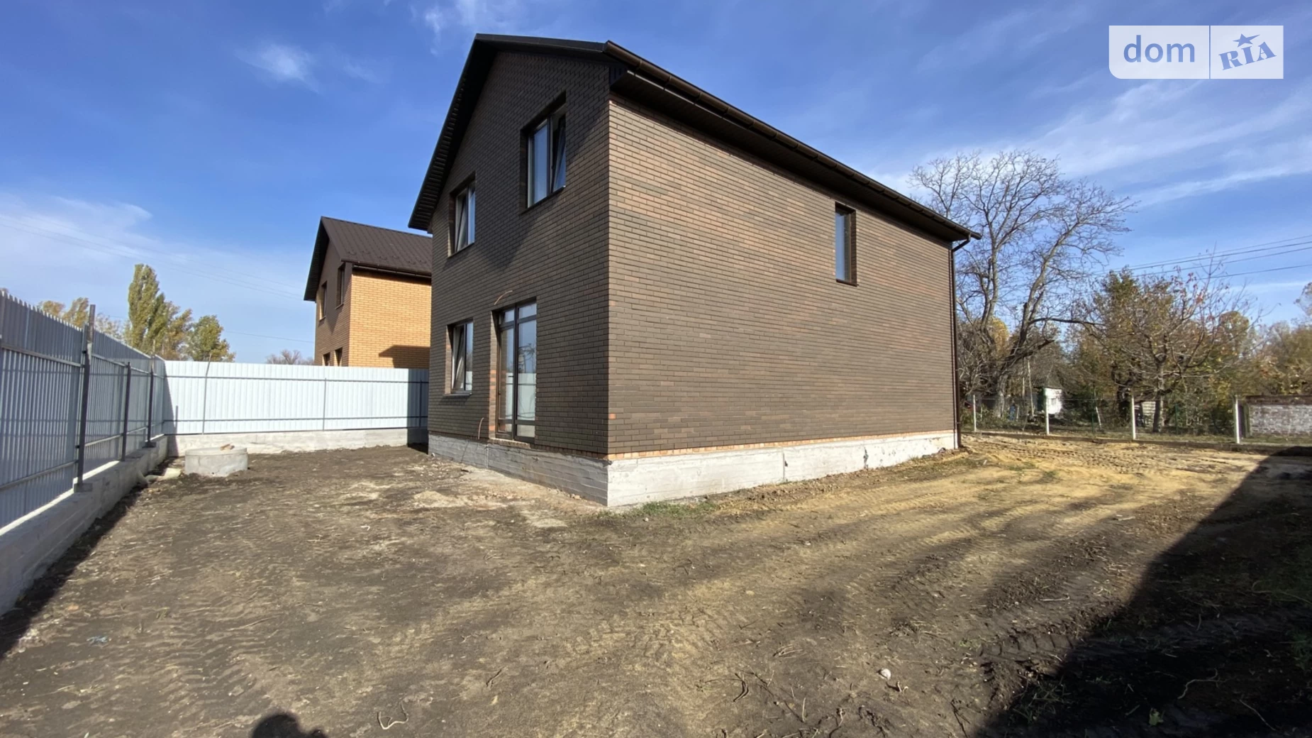Продается дом на 2 этажа 126 кв. м с бассейном, цена: 92000 $ - фото 3