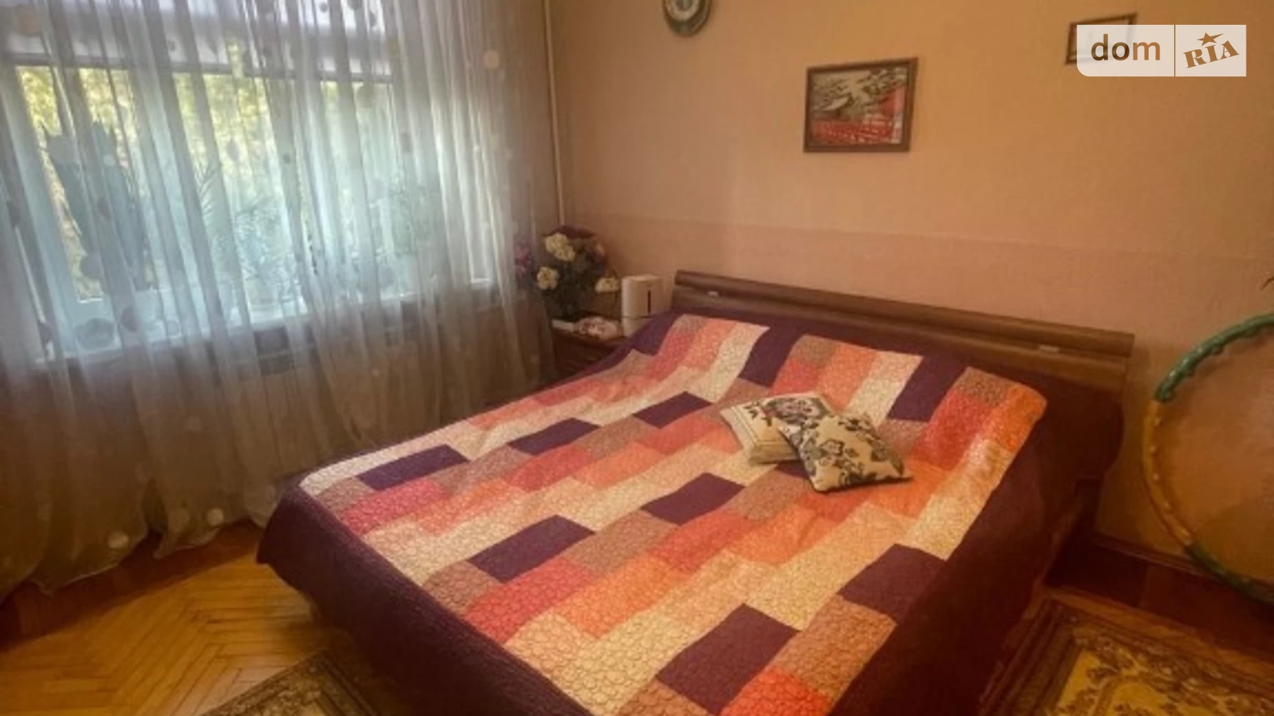 Продается 2-комнатная квартира 55 кв. м в Киеве, ул. Маккейна Джона, 37