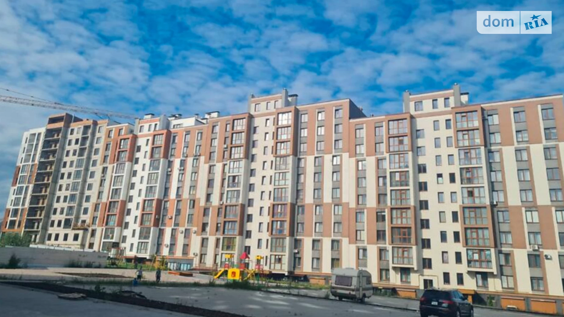 Продается 3-комнатная квартира 86 кв. м в Ровно, ул. Защитников Мариуполя(Костромская)