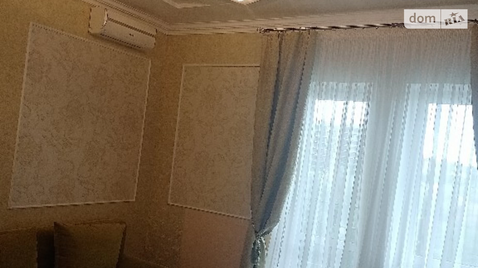 Продається 3-кімнатна квартира 93.2 кв. м у Крижанівка, вул. Вишнева