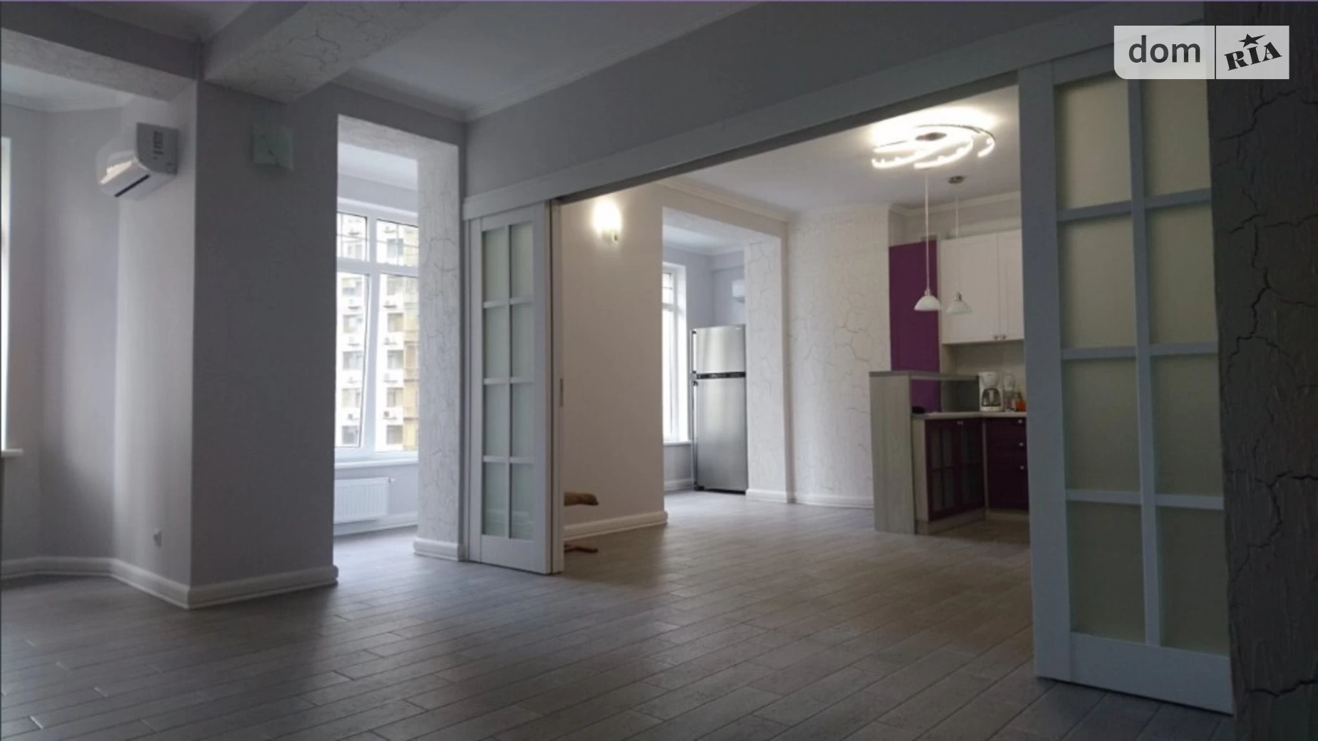 Продается 3-комнатная квартира 120 кв. м в Крыжановка, ул. Дрезденська(Дрезденська вулиця)