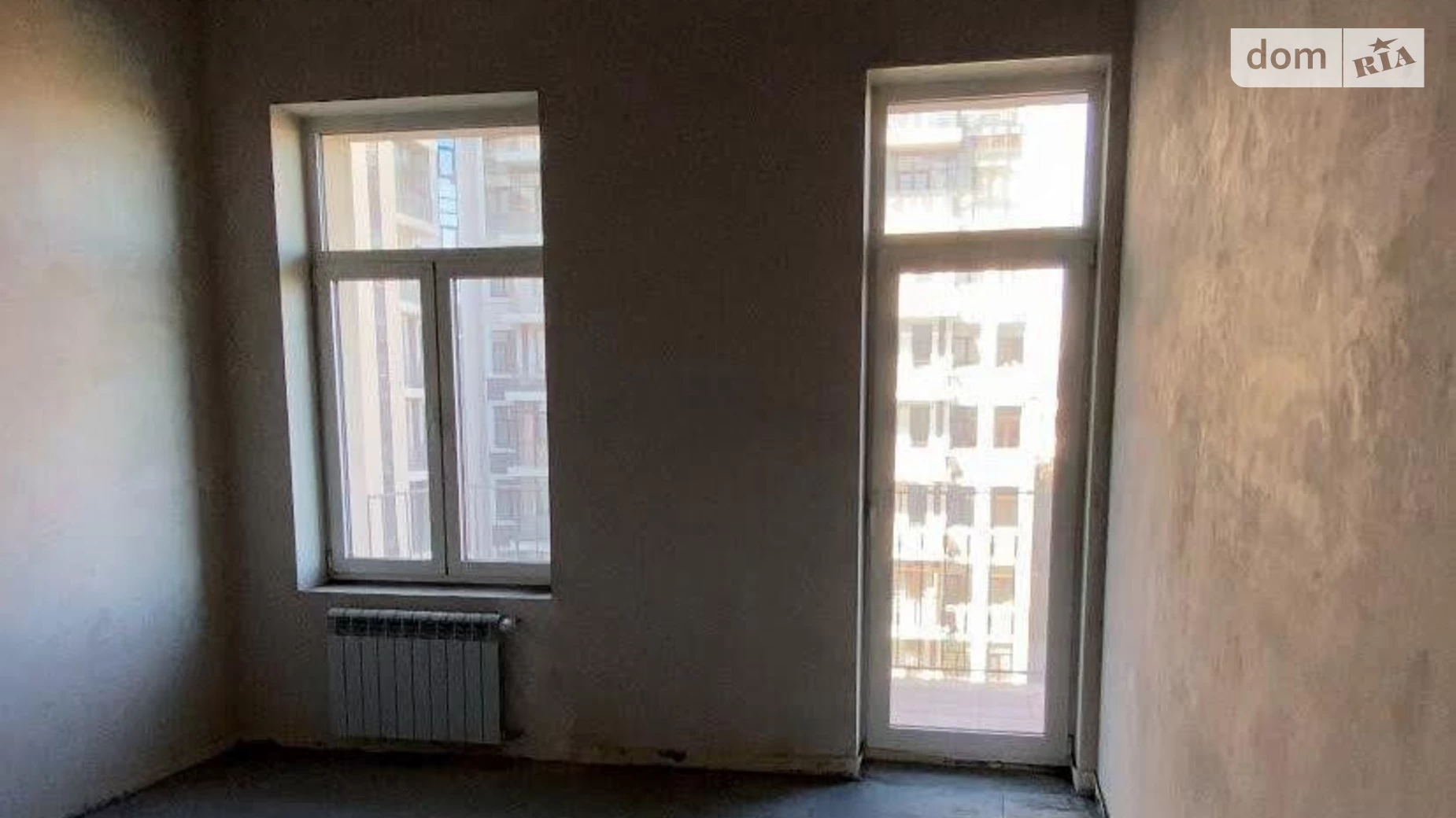 Продается 3-комнатная квартира 115 кв. м в Киеве, ул. Новоселицкая, 4