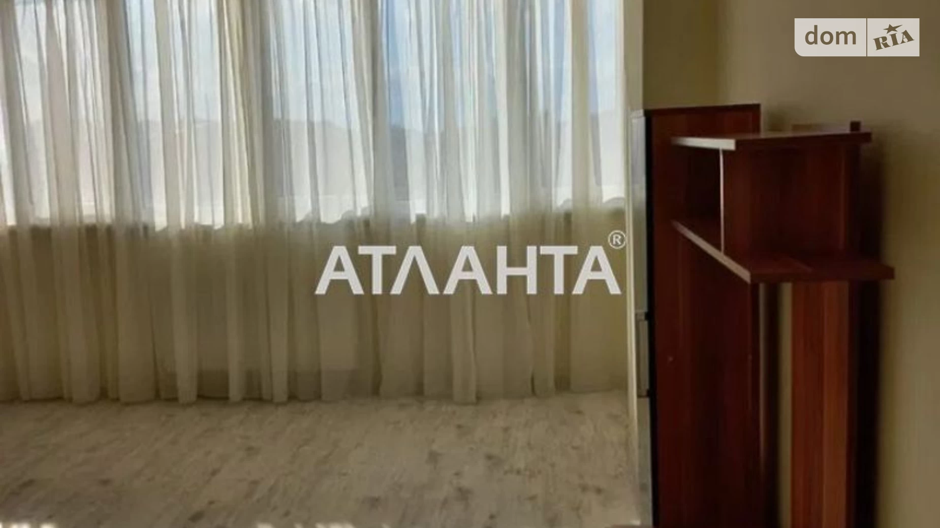 Продается 1-комнатная квартира 40.2 кв. м в Одессе, ул. Академика Сахарова, 34 - фото 2
