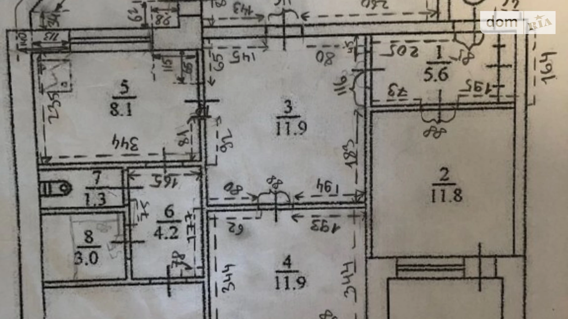 Продается 4-комнатная квартира 104 кв. м в Киеве, ул. Приречная, 37