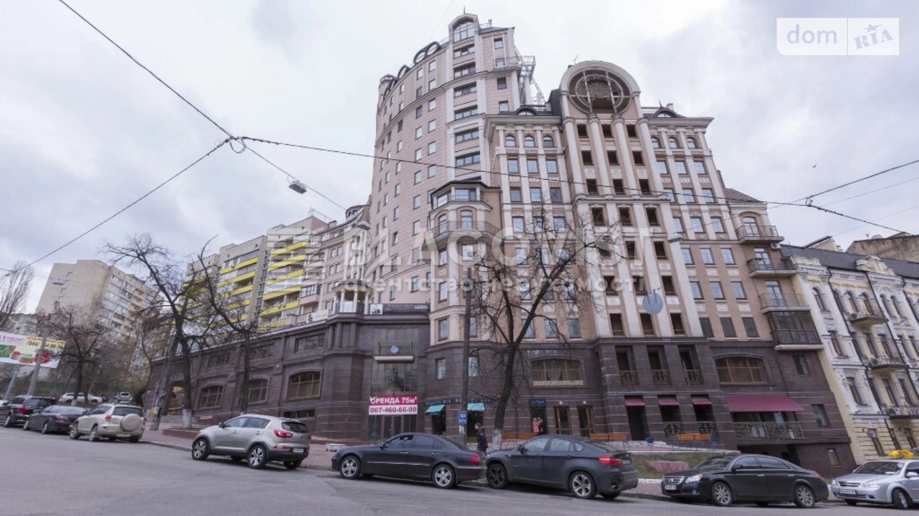 Продается 3-комнатная квартира 127 кв. м в Киеве, ул. Гетмана Павла Скоропадского(Льва Толстого), 39