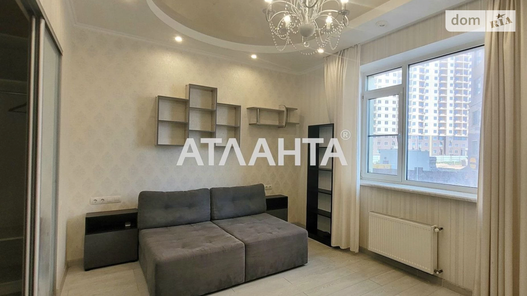 Продается 2-комнатная квартира 67 кв. м в Крыжановка, ул. Академика Сахарова, 3А