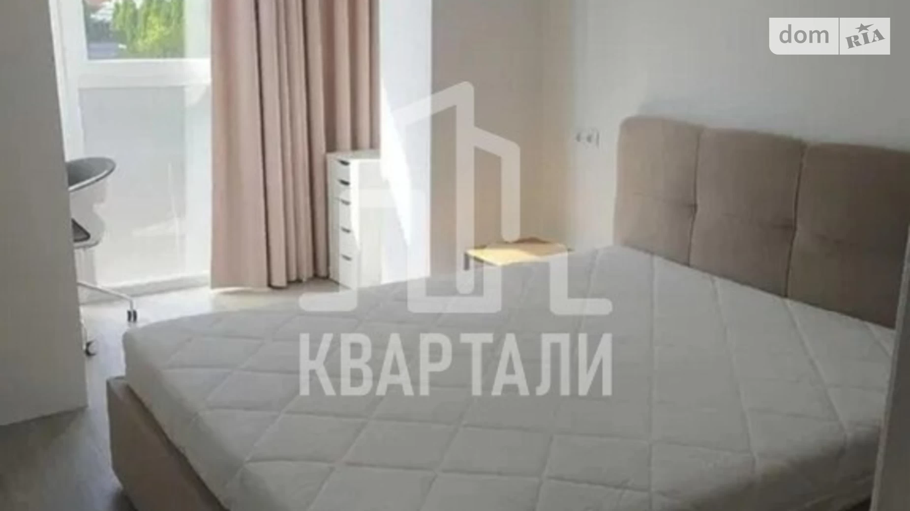 Продается 1-комнатная квартира 36 кв. м в Киеве, ул. Ивана Билыка, 11 - фото 4