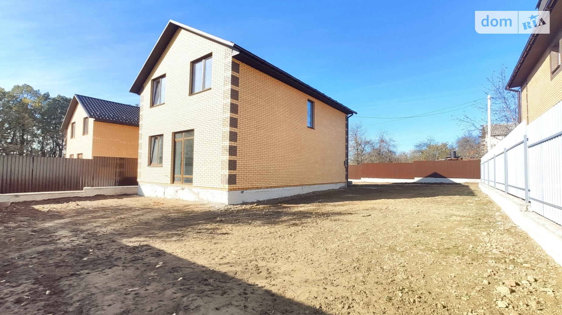 Продается дом на 2 этажа 125 кв. м с садом, цена: 87000 $ - фото 2