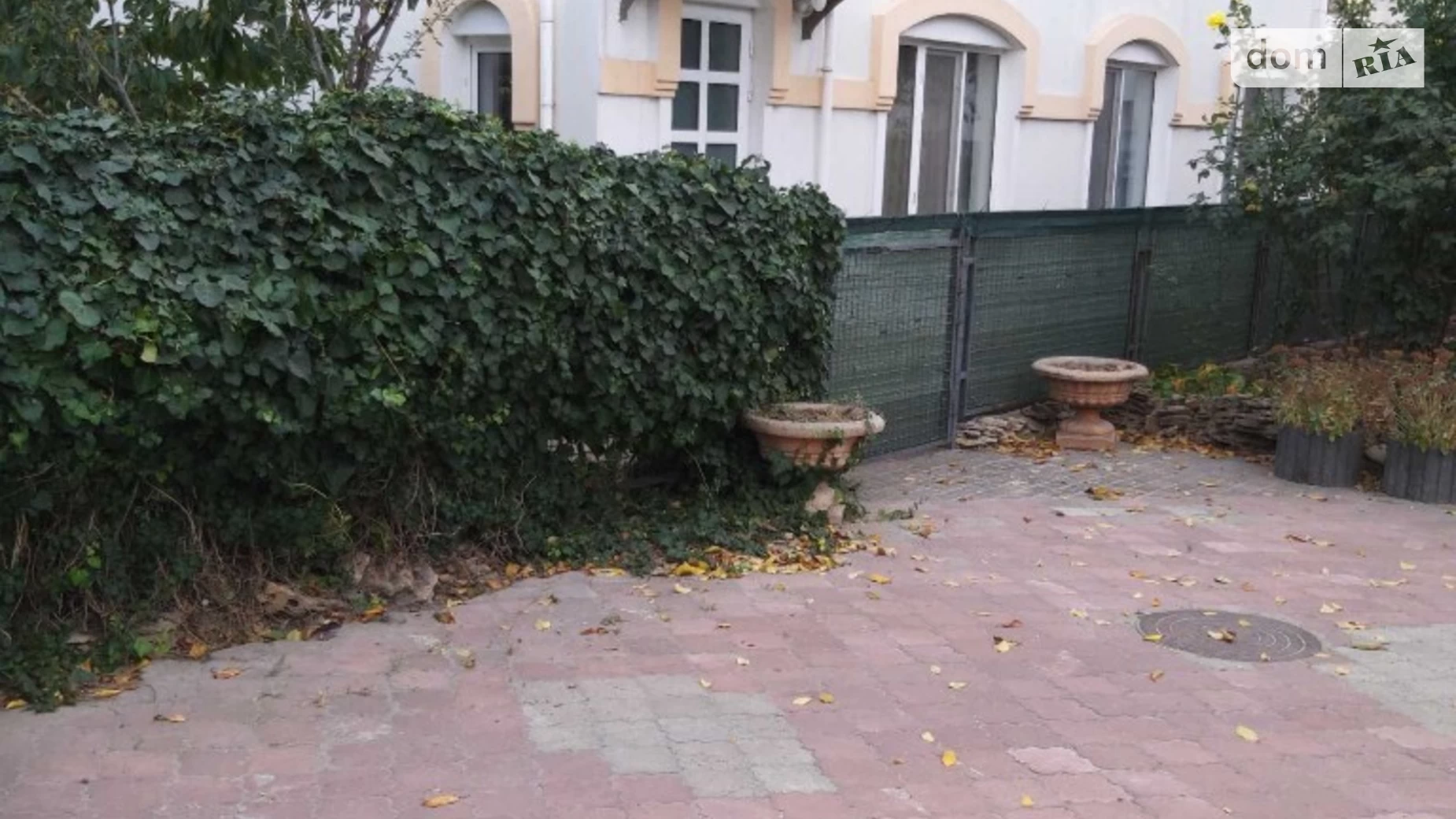 Продается дом на 2 этажа 160 кв. м с балконом, цена: 300000 $ - фото 2
