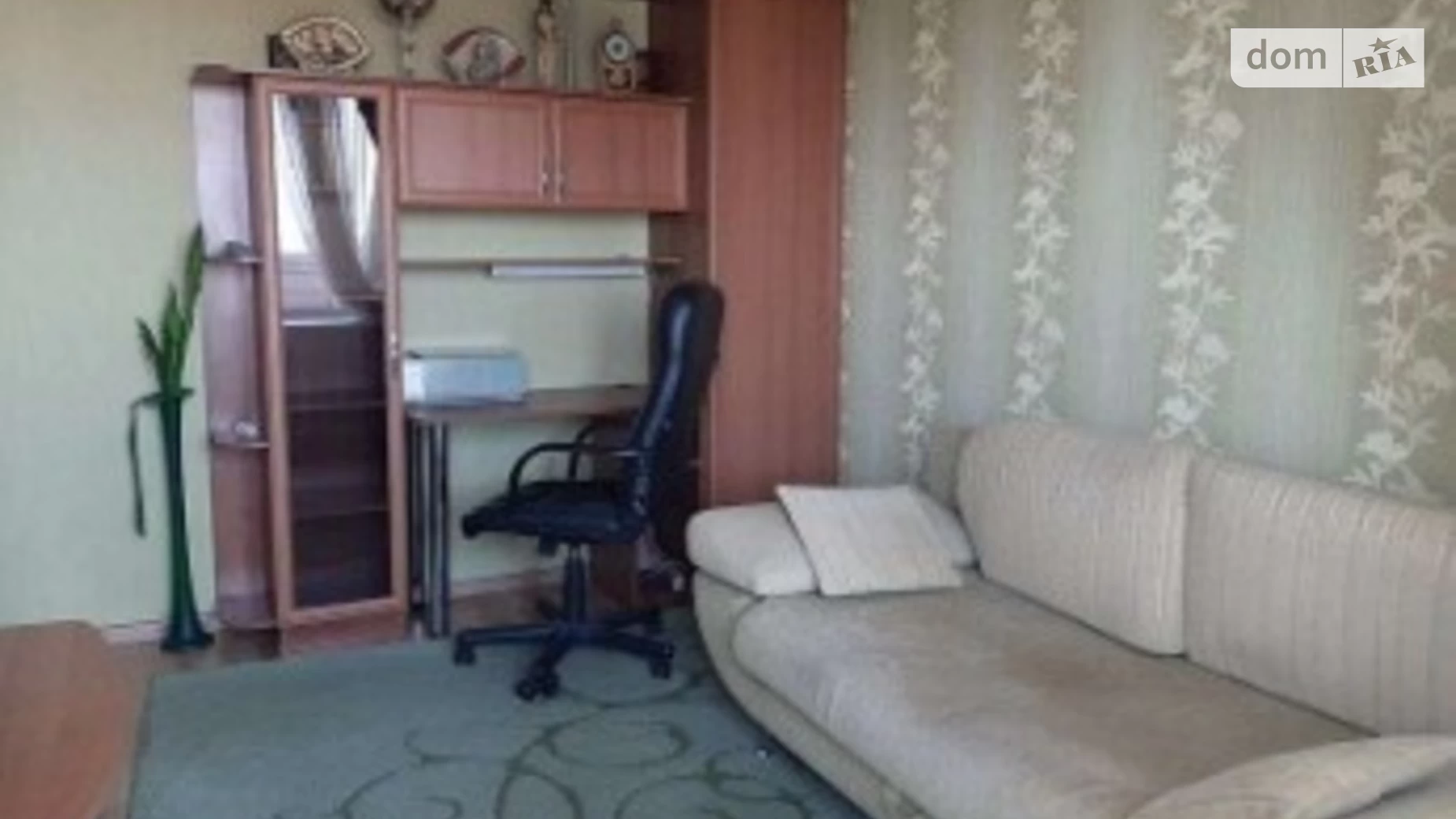 Продається 3-кімнатна квартира 78 кв. м у Одесі, вул. Ріхтера Святослава