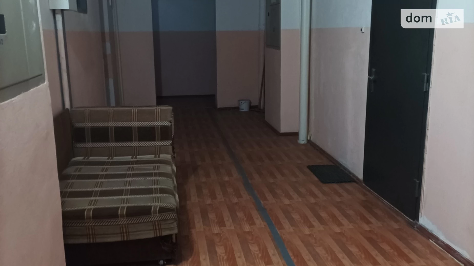 Продається 1-кімнатна квартира 50 кв. м у Чорноморську, вул. Парусна