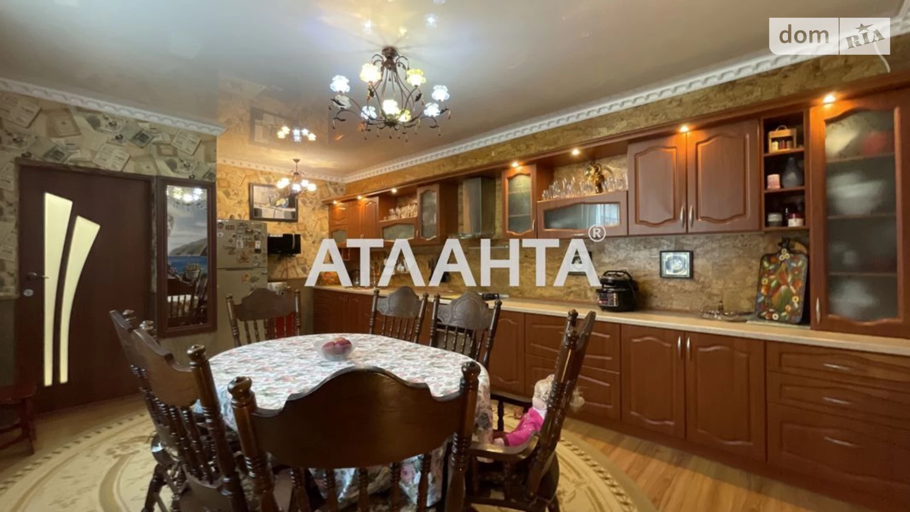 Продається 3-кімнатна квартира 104 кв. м у Одесі, вул. Старопортофранківська - фото 2