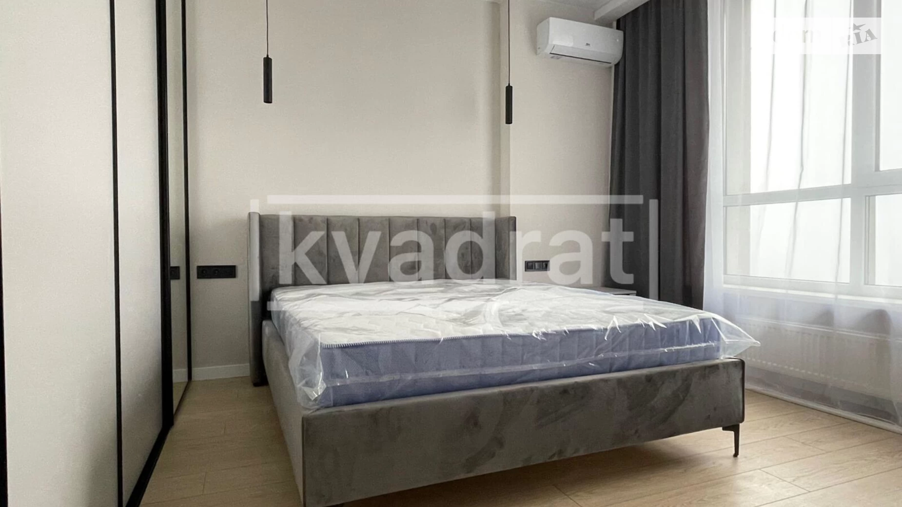 Продается 1-комнатная квартира 40 кв. м в Киеве, Крепостной(Тверской) туп.