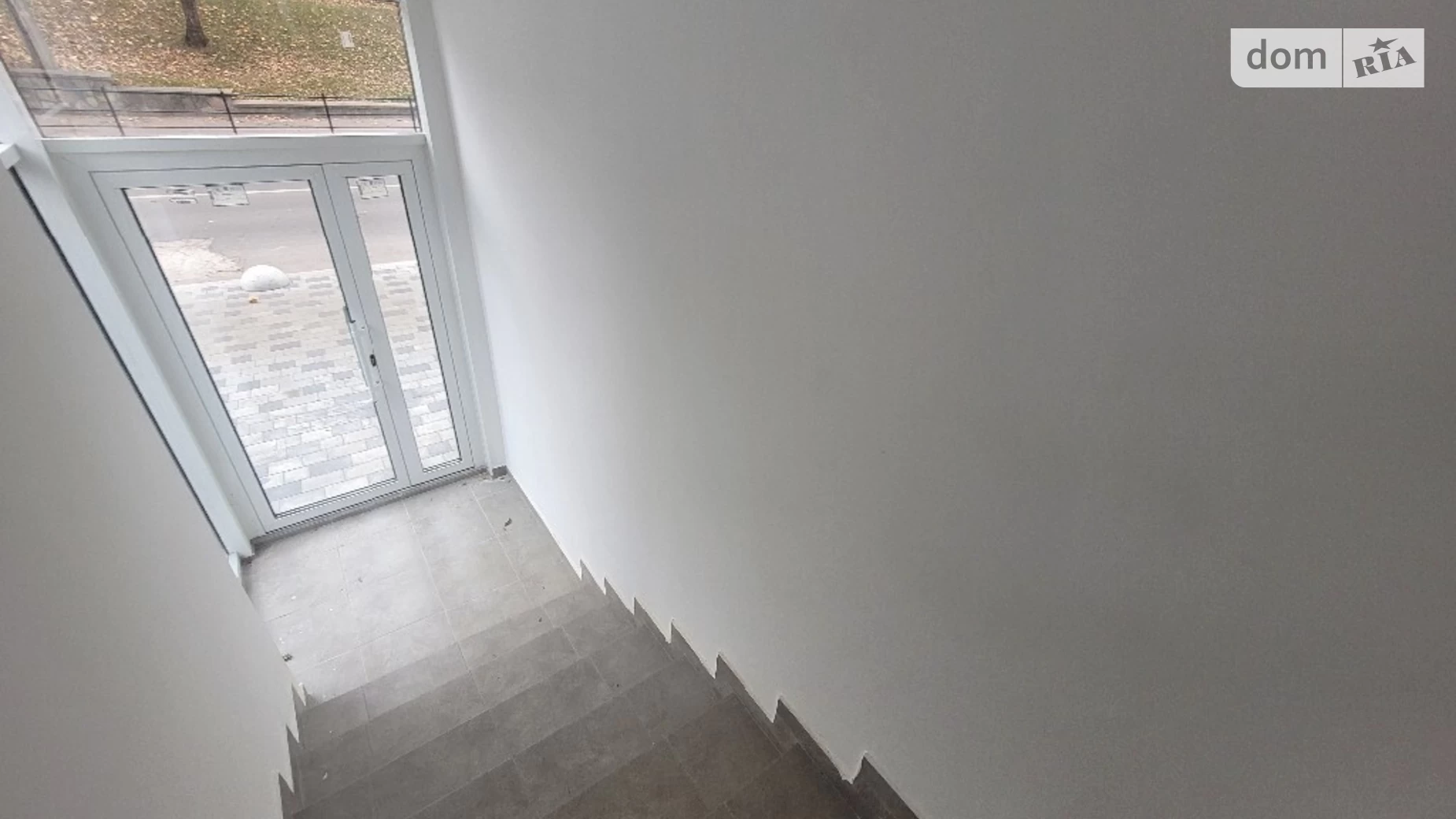 Продается офис 72.2 кв. м в бизнес-центре, цена: 93900 $ - фото 3