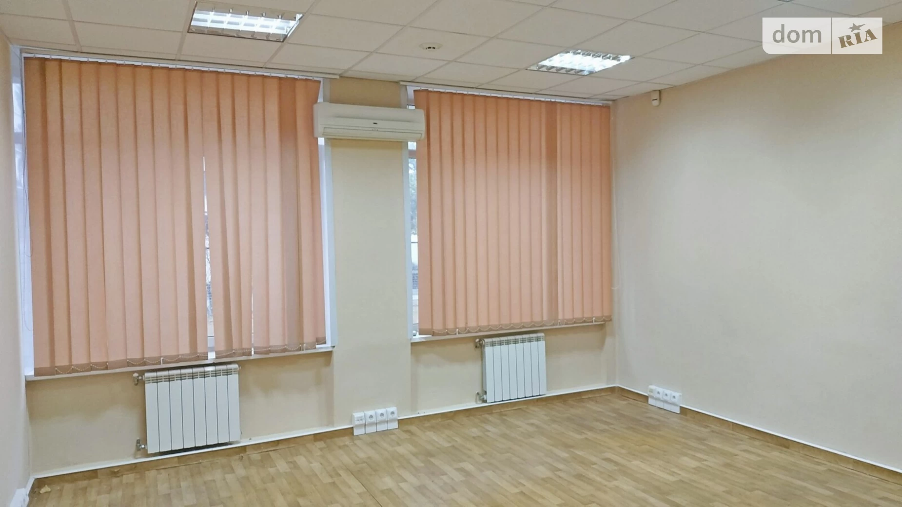 Здається в оренду офіс 60 кв. м в бізнес-центрі, цена: 29950 грн - фото 2