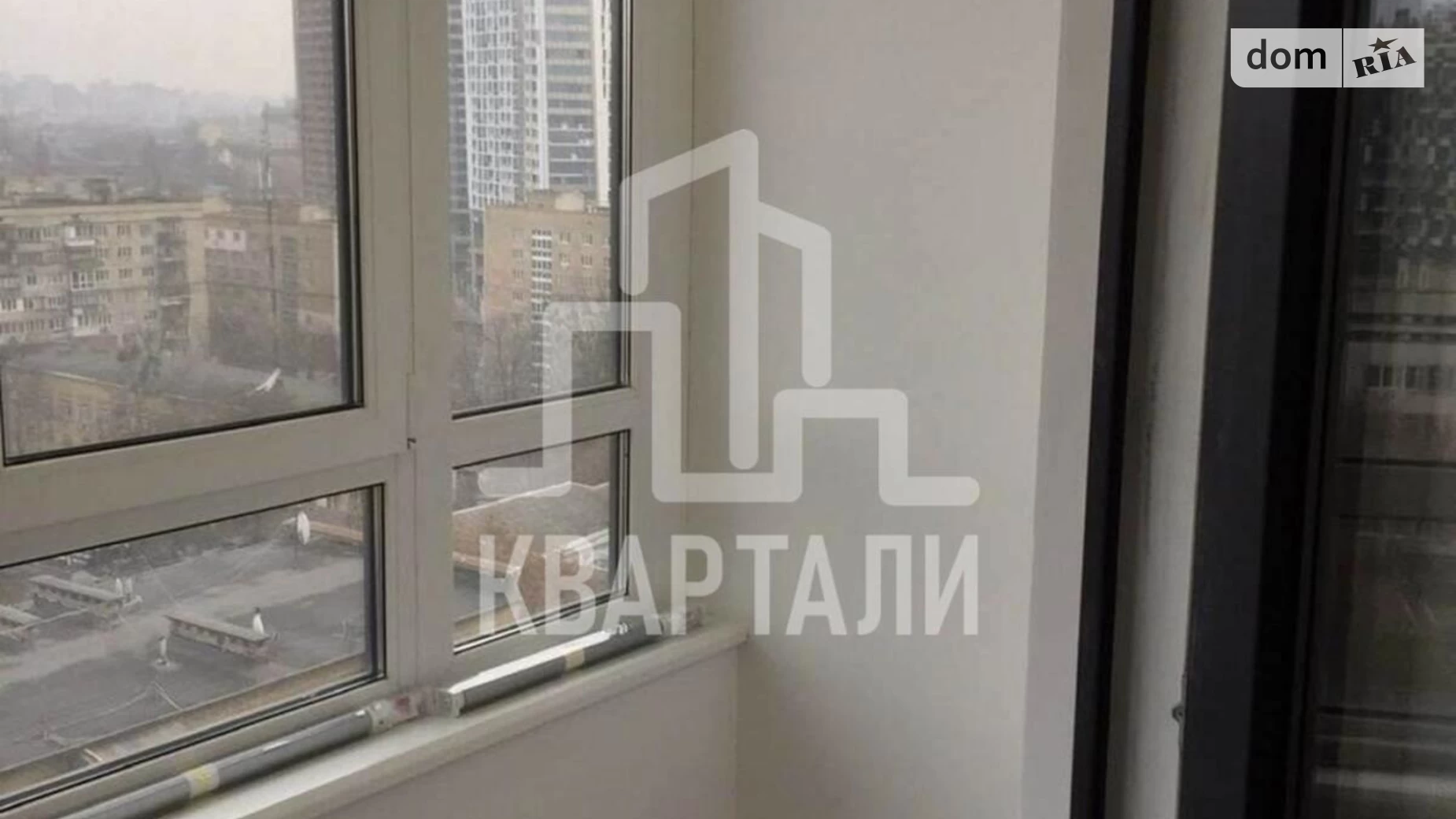Продается 1-комнатная квартира 42 кв. м в Киеве, ул. Шолуденко, 1А