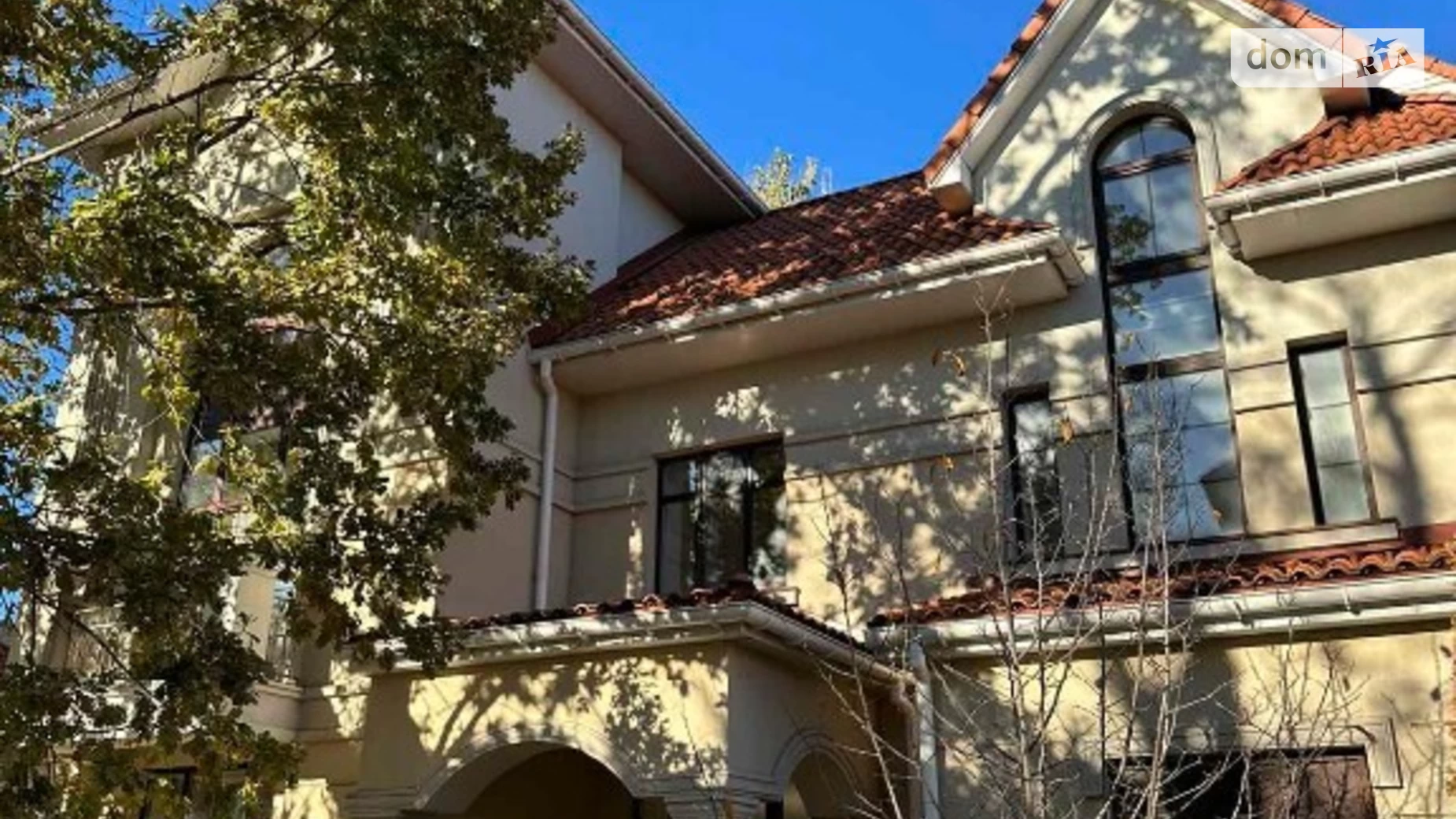 Продается дом на 3 этажа 443.3 кв. м с участком, цена: 1200000 $ - фото 2