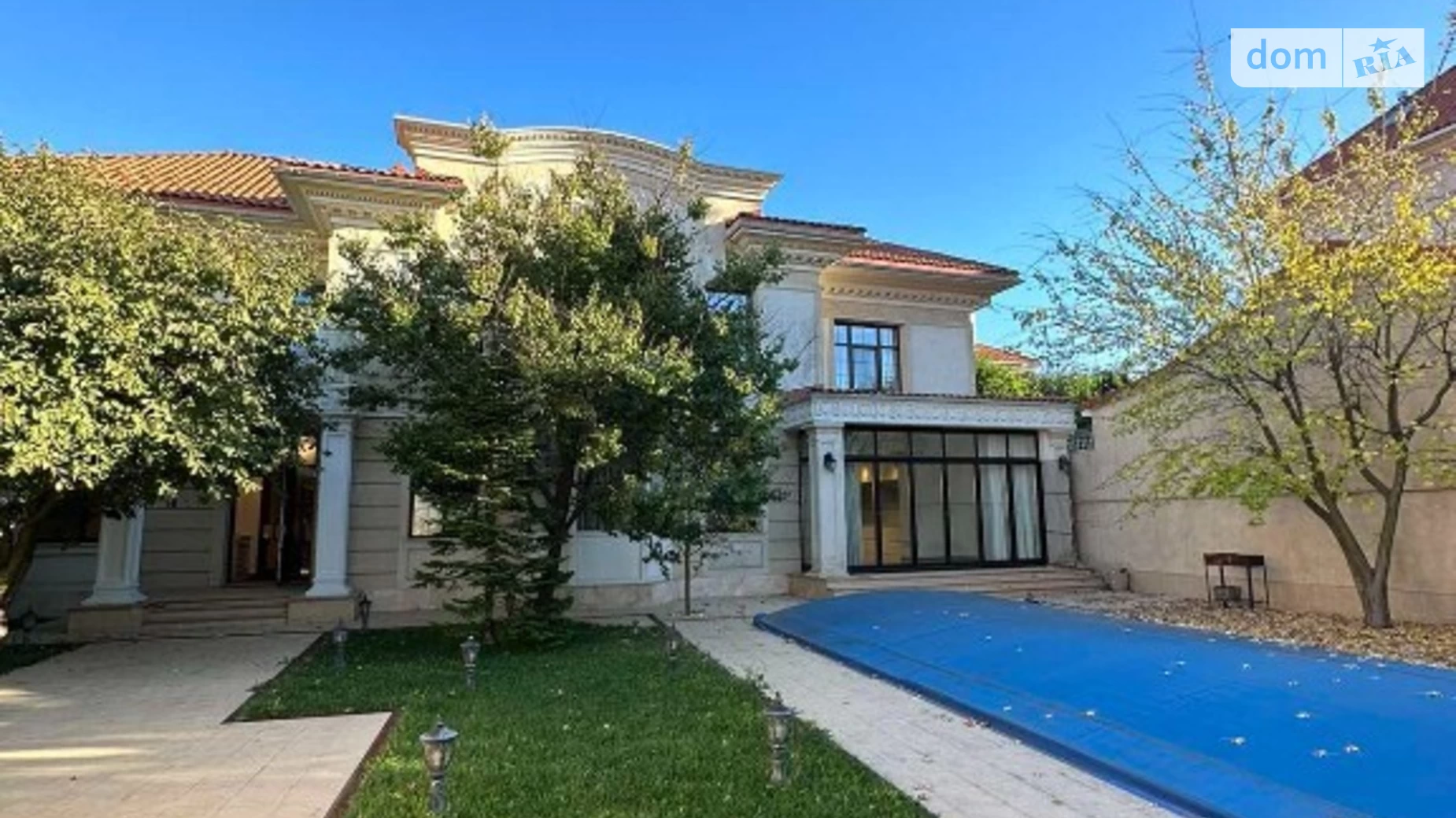 Продается дом на 2 этажа 224.7 кв. м с верандой, цена: 1200000 $ - фото 2