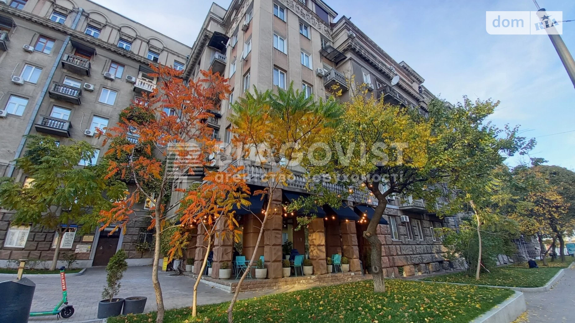 Продается 2-комнатная квартира 69 кв. м в Киеве, ул. Пирогова, 2
