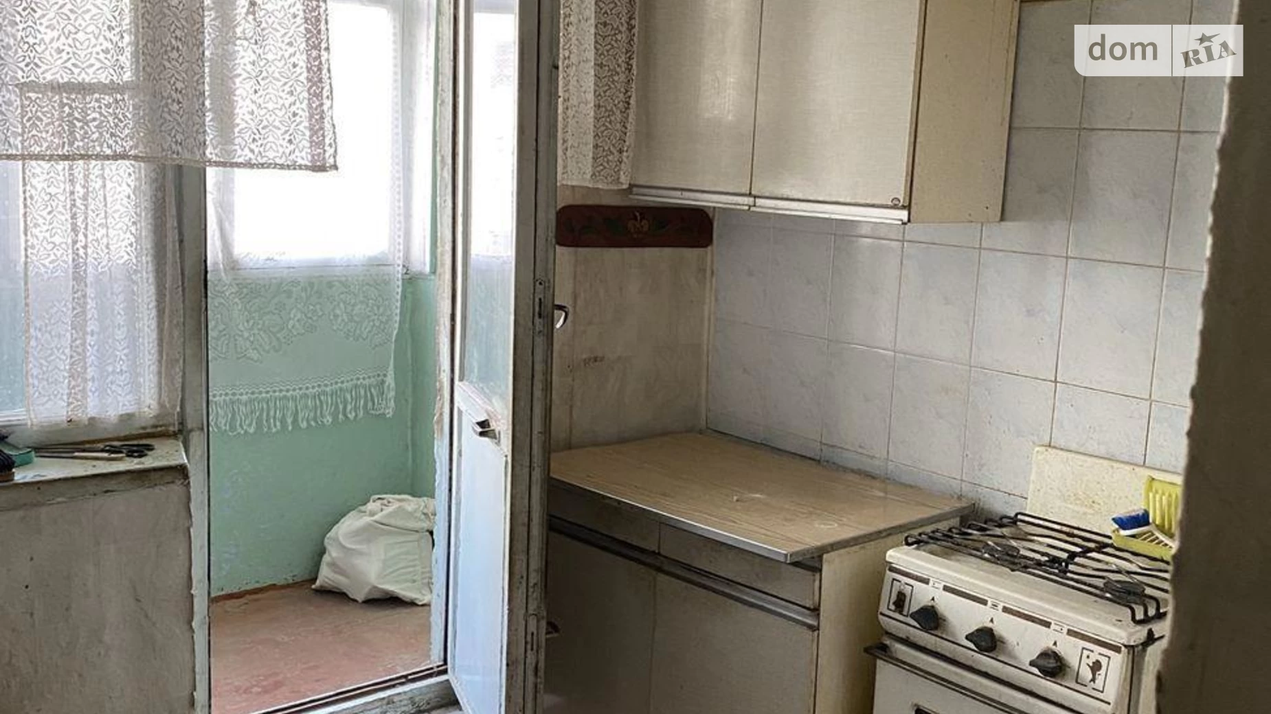 Продается 1-комнатная квартира 38 кв. м в Харькове, просп. Гагарина, 174