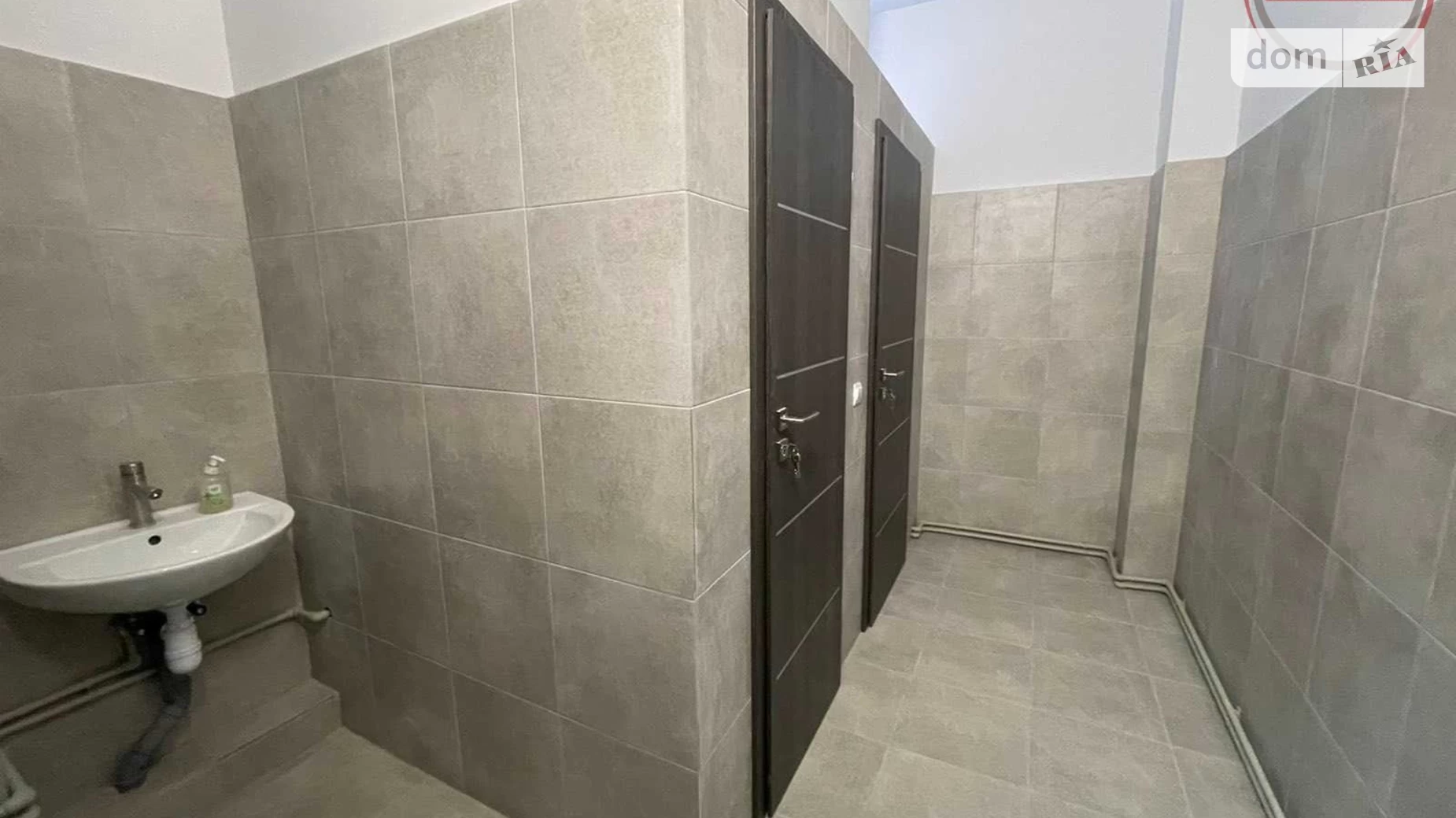 Сдается в аренду офис 195 кв. м в бизнес-центре, цена: 48750 грн - фото 5