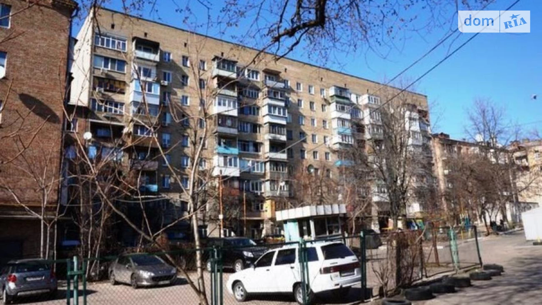 Продается 3-комнатная квартира 64 кв. м в Киеве, ул. Гетмана Павла Скоропадского(Льва Толстого), 49