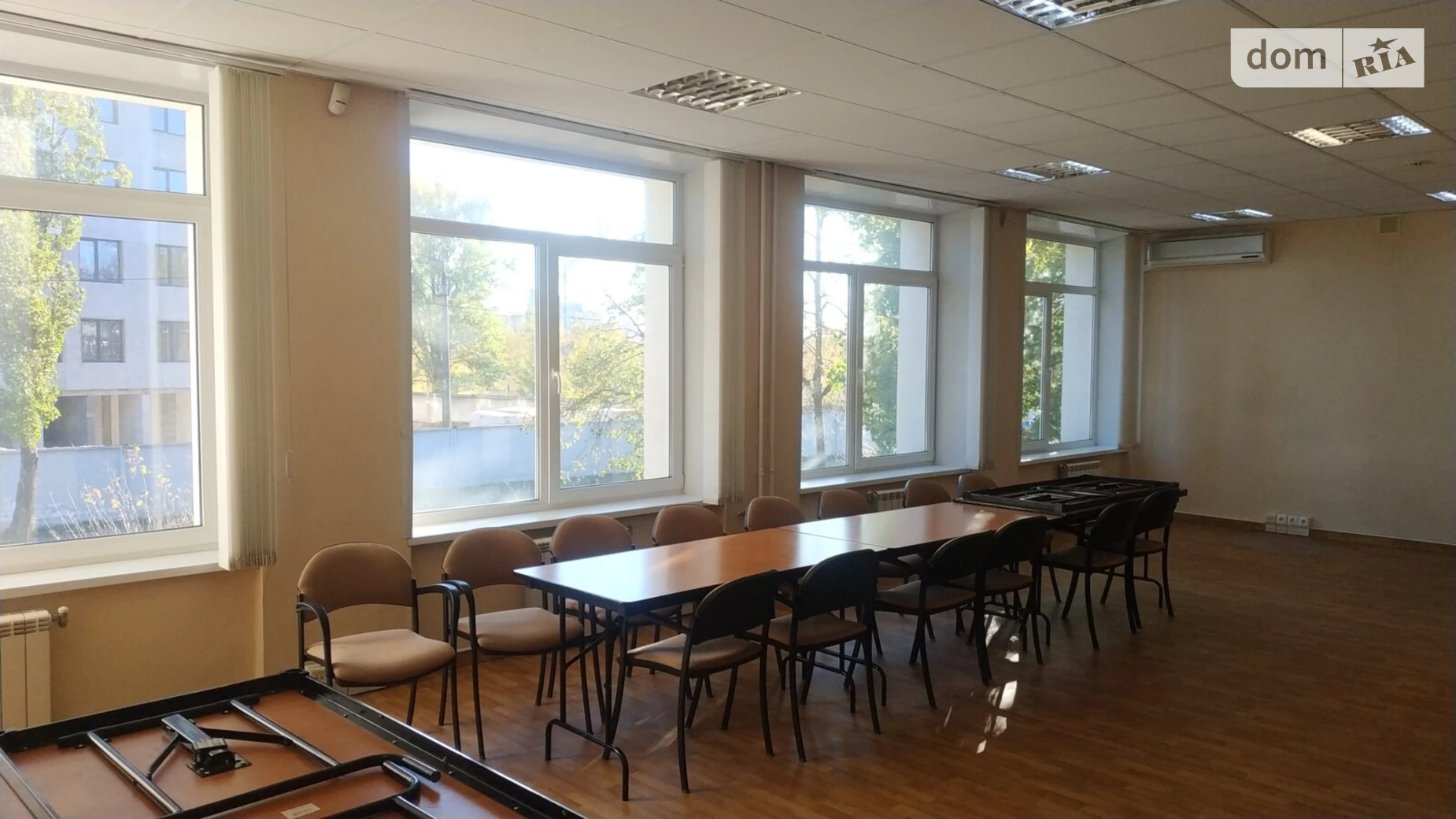 Здається в оренду офіс 80 кв. м в бізнес-центрі, цена: 17460 грн - фото 2