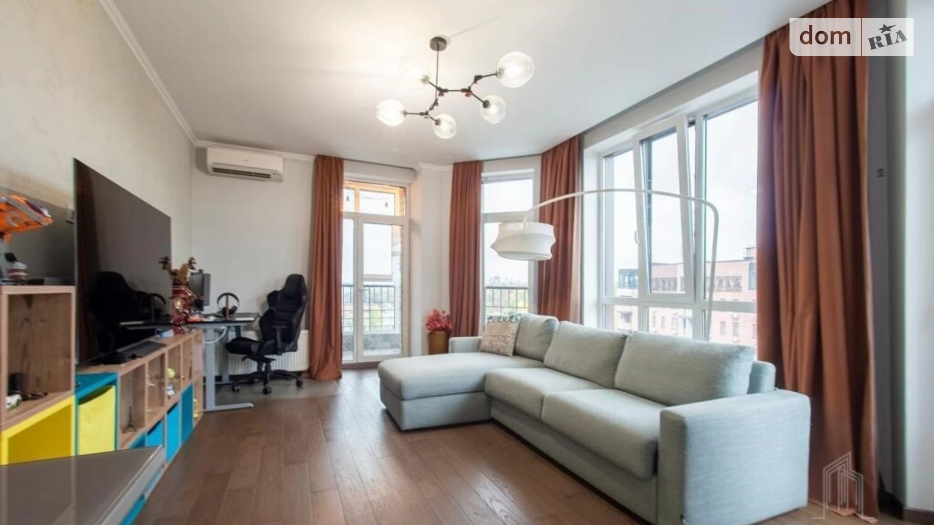 Продается 2-комнатная квартира 80 кв. м в Киеве, ул. Казимира Малевича, 48