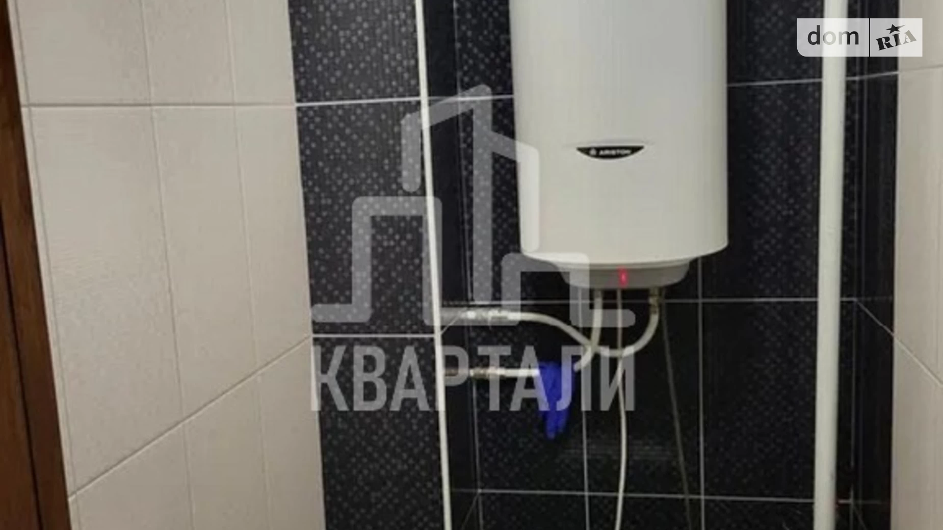 Продается 3-комнатная квартира 75 кв. м в Киеве, ул. Академика Ефремова, 3