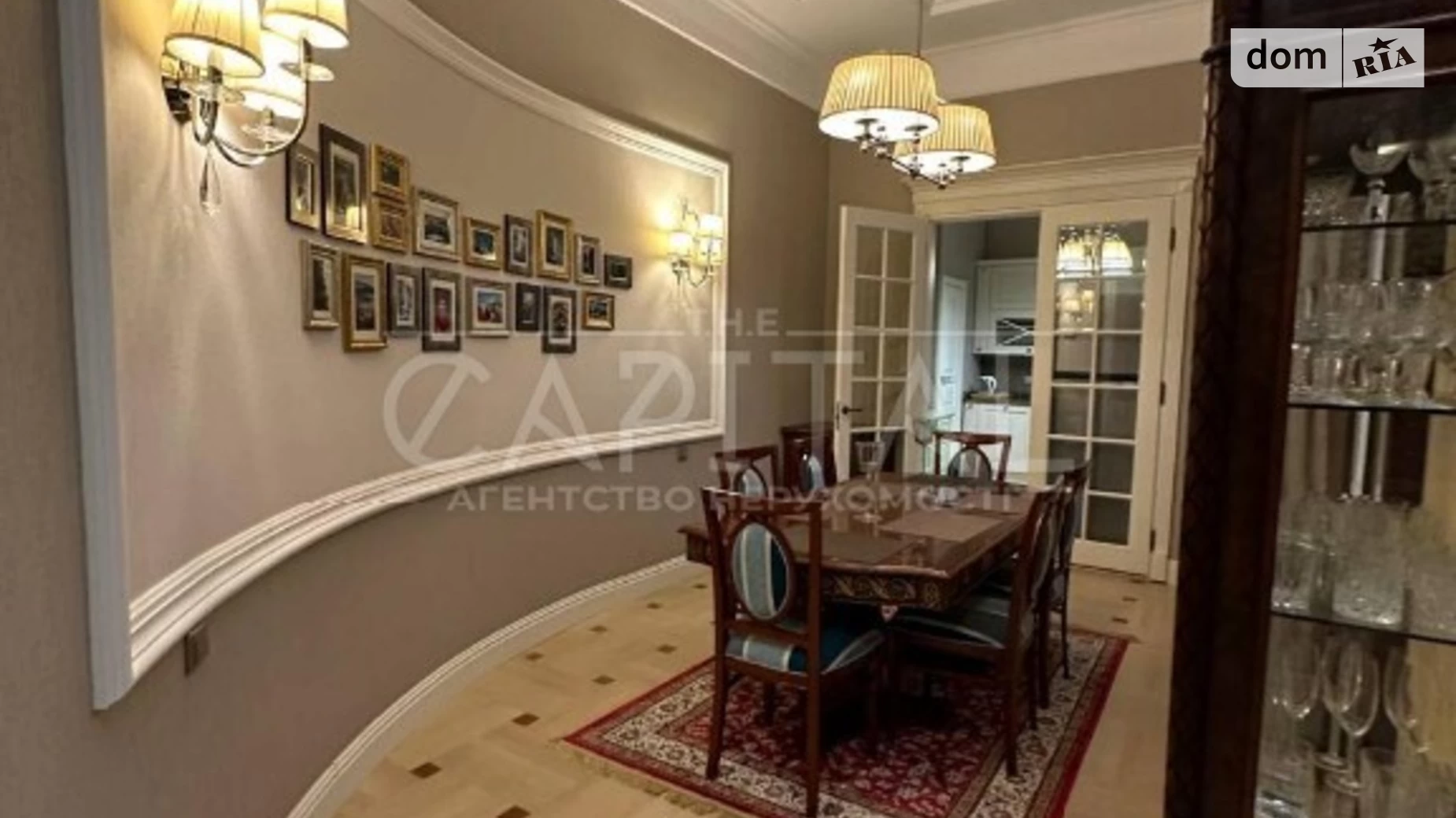 Продается 3-комнатная квартира 180 кв. м в Киеве, ул. Олеся Гончара, 60
