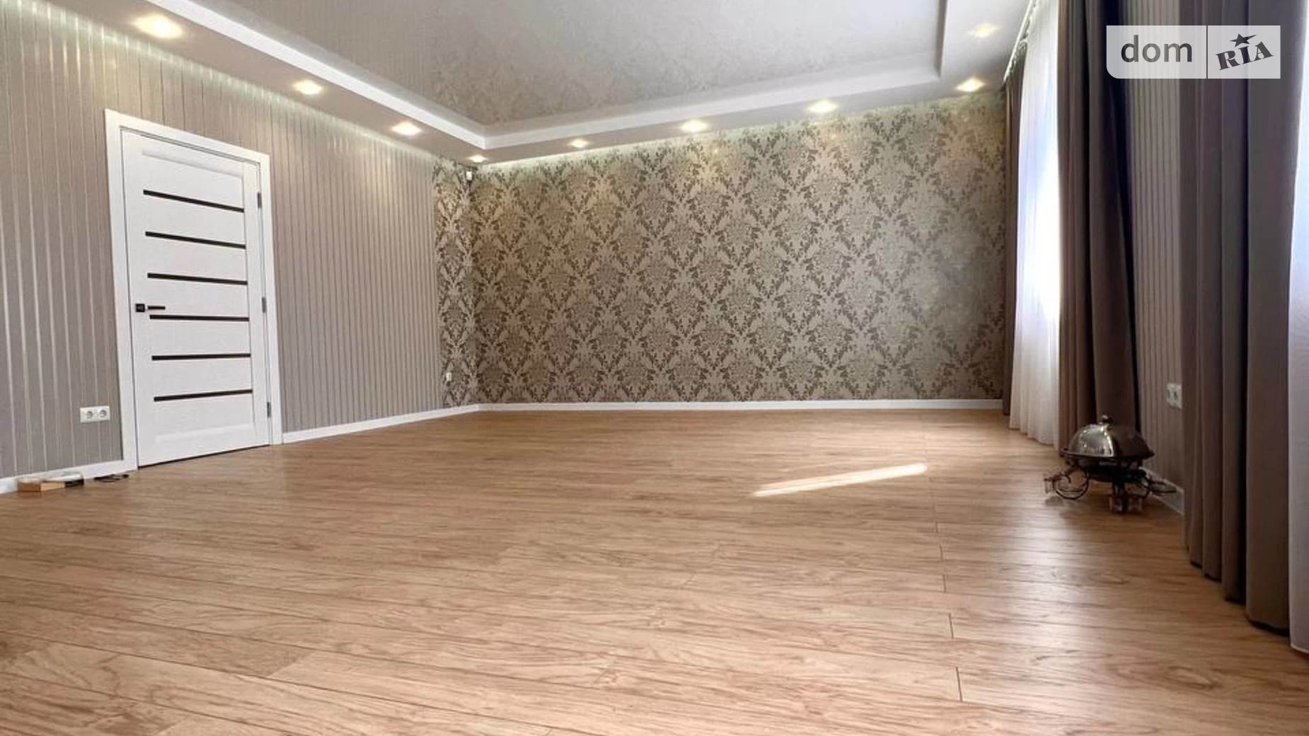 Продается одноэтажный дом 130 кв. м с камином, цена: 130000 $ - фото 5